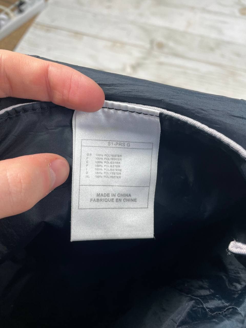 Nike Vintage Nike Sling Bag Crossbody 00s Swoosh Gorpcore Size ONE SIZE - 10 Thumbnail