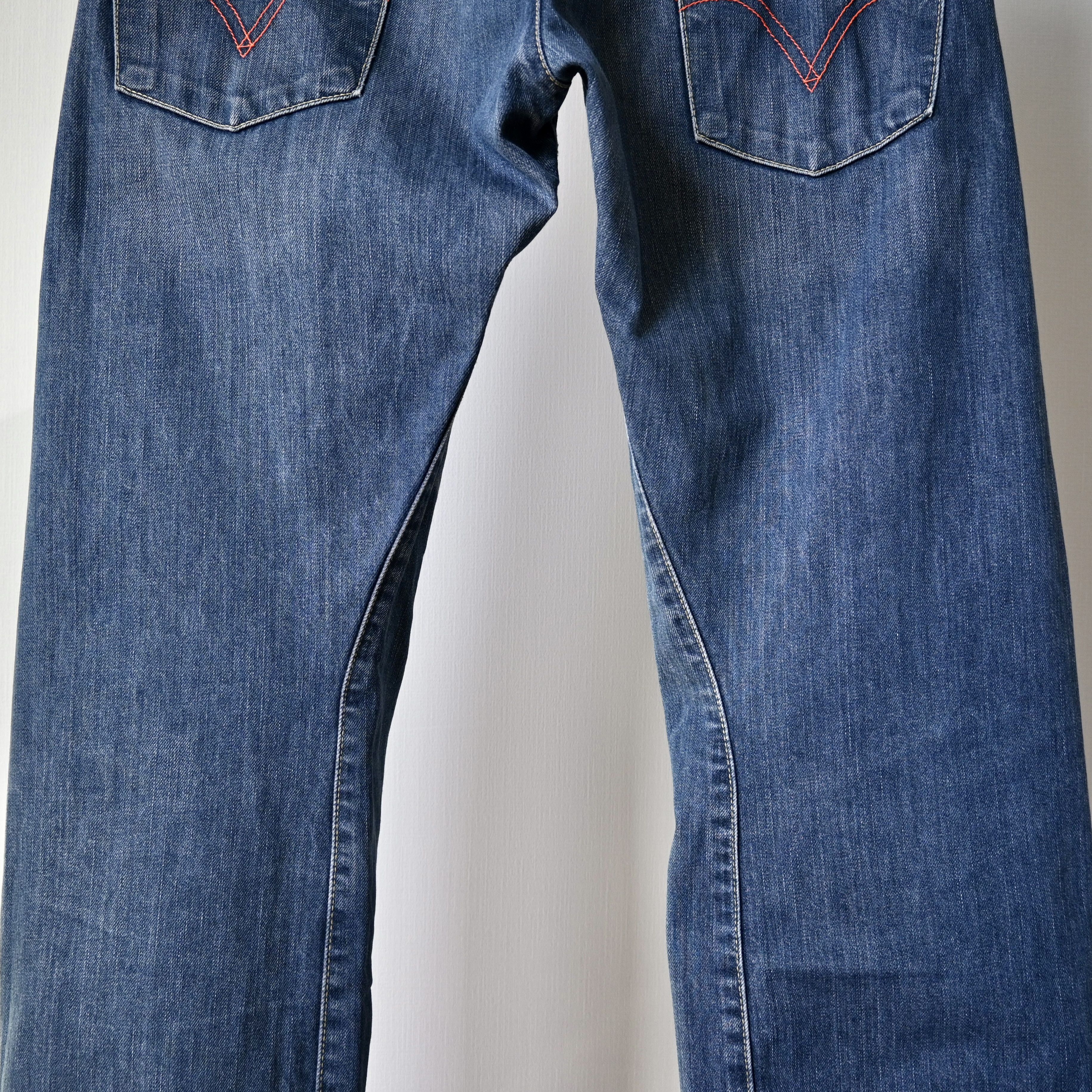 Levi's VTG, 2000s Levi's Europe 3D cut jeans, 30 x 32 Size US 30 / EU 46 - 2 Thumbnail