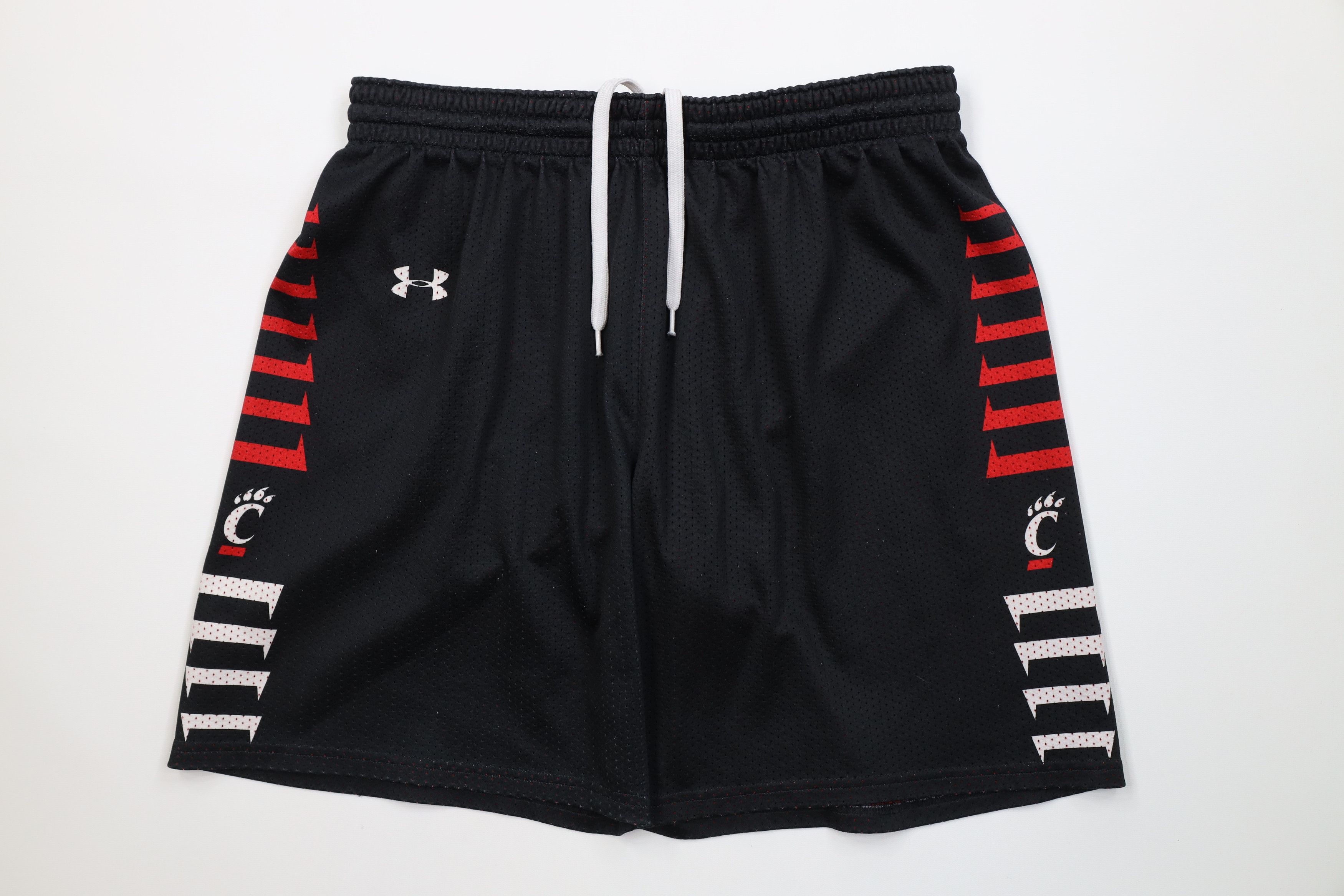 Under Armour Under Armour Game University of Cincinnati Basketball Shorts Size US 36 / EU 52 - 1 Thumbnail