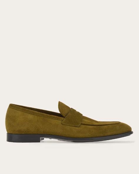 Salvatore Ferragamo o1s1rm1224 Funes Loafers in Olive Green Size US 11 / EU 44 - 1 Thumbnail