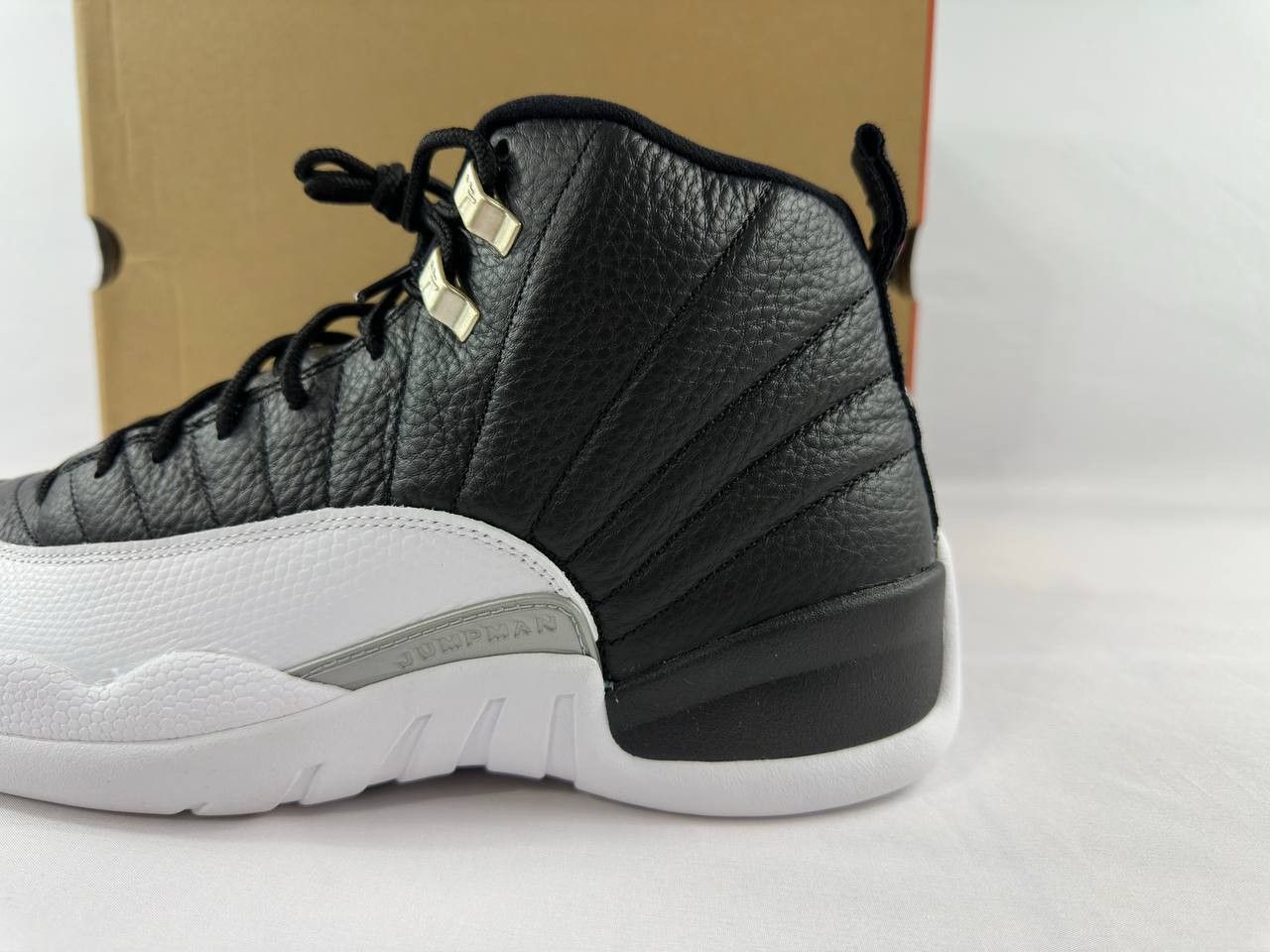 Nike Nike Air Jordan 12 Retro 'Playoff' 2022 CT8013-006 Size US 12 / EU 45 - 7 Thumbnail