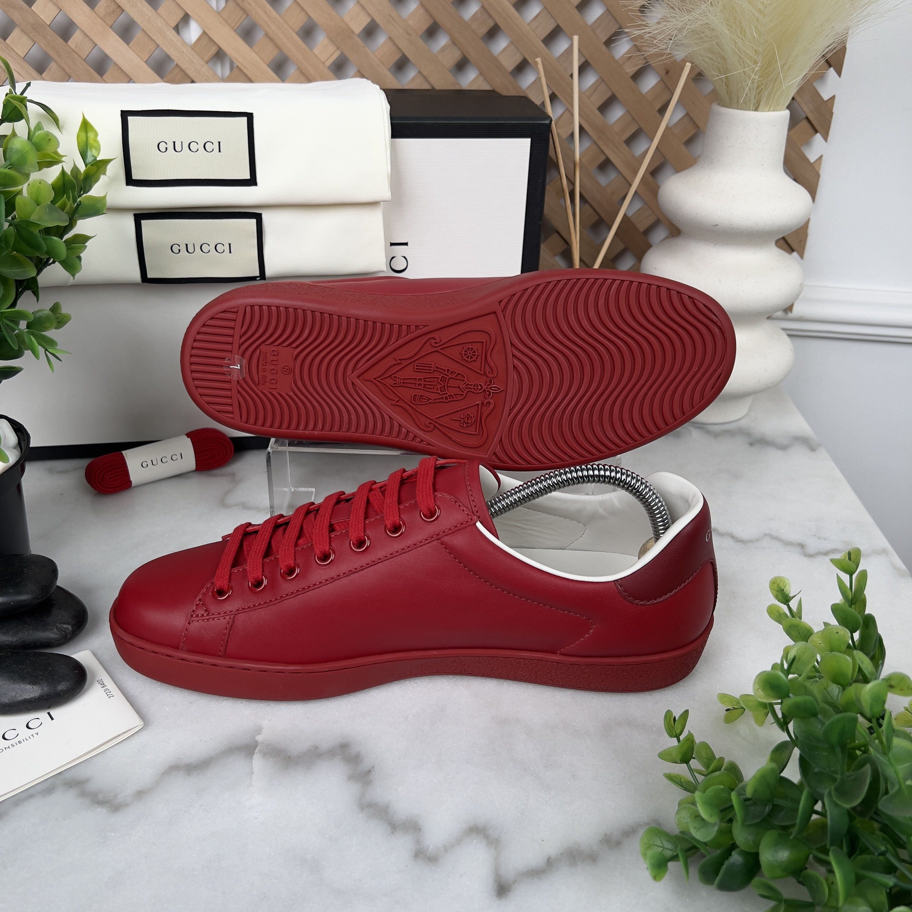 Gucci NEW GUCCI Ace Interlocking GG Sneaker Leather Size US 7.5 / EU 40-41 - 8 Thumbnail