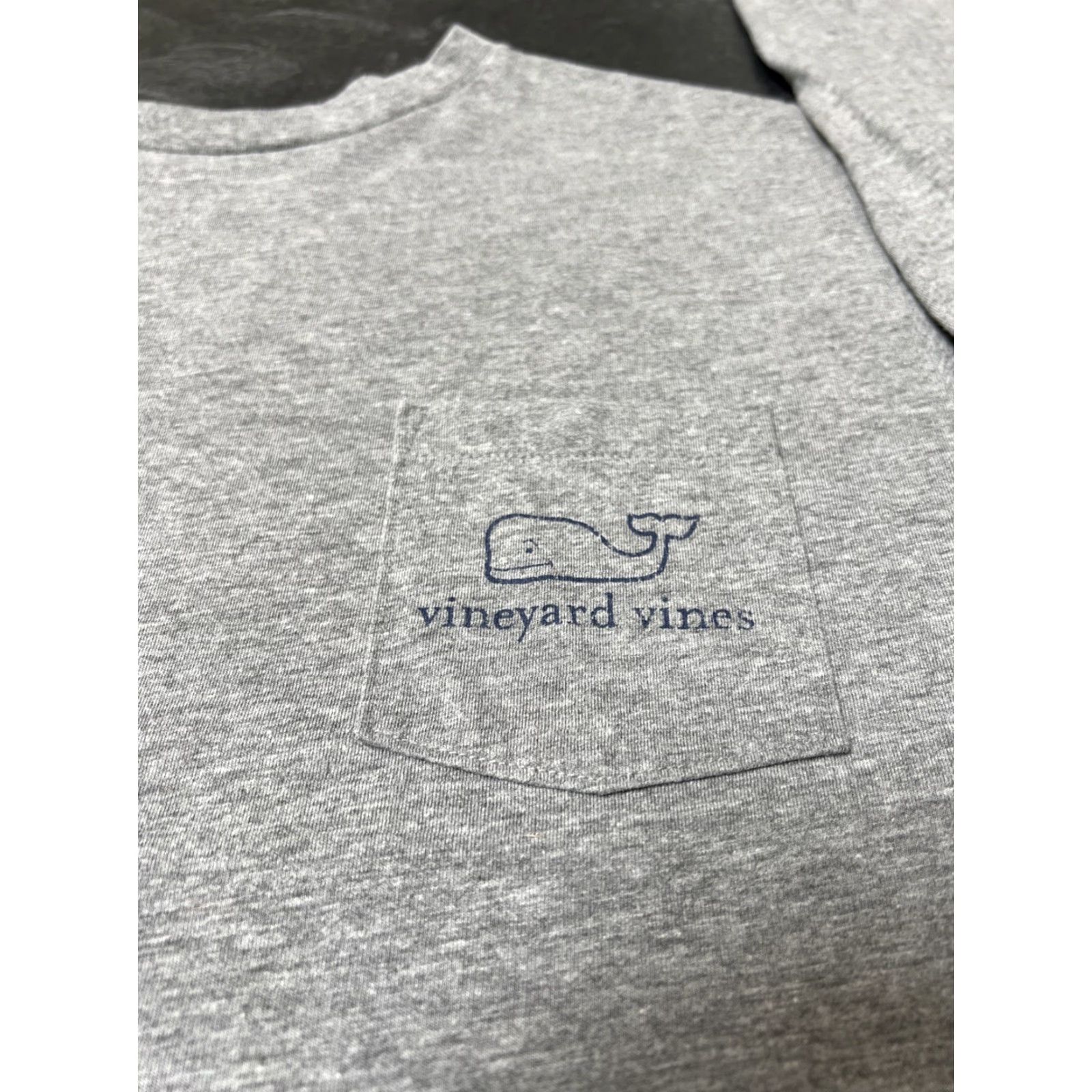 Vineyard Vines Vineyard Vines Men's Long Sleeve T-Shirt Size Large Gray Blue Regular Fit Classic 2010s Size US L / EU 52-54 / 3 - 3 Thumbnail