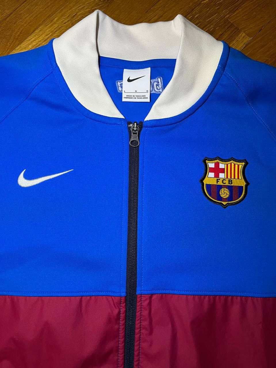 Nike Nike Barcelona FC light soccer jacket pre match top Size US L / EU 52-54 / 3 - 3 Thumbnail