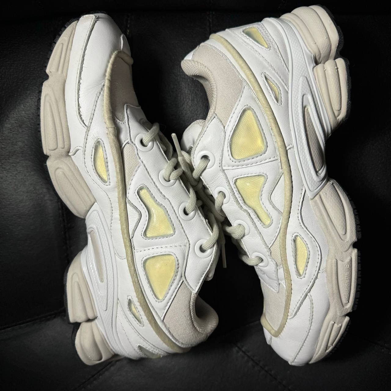 Adidas × Raf Simons Adidas Raf Simons Ozweego Cream White Size US 7 / EU 40 - 4 Thumbnail
