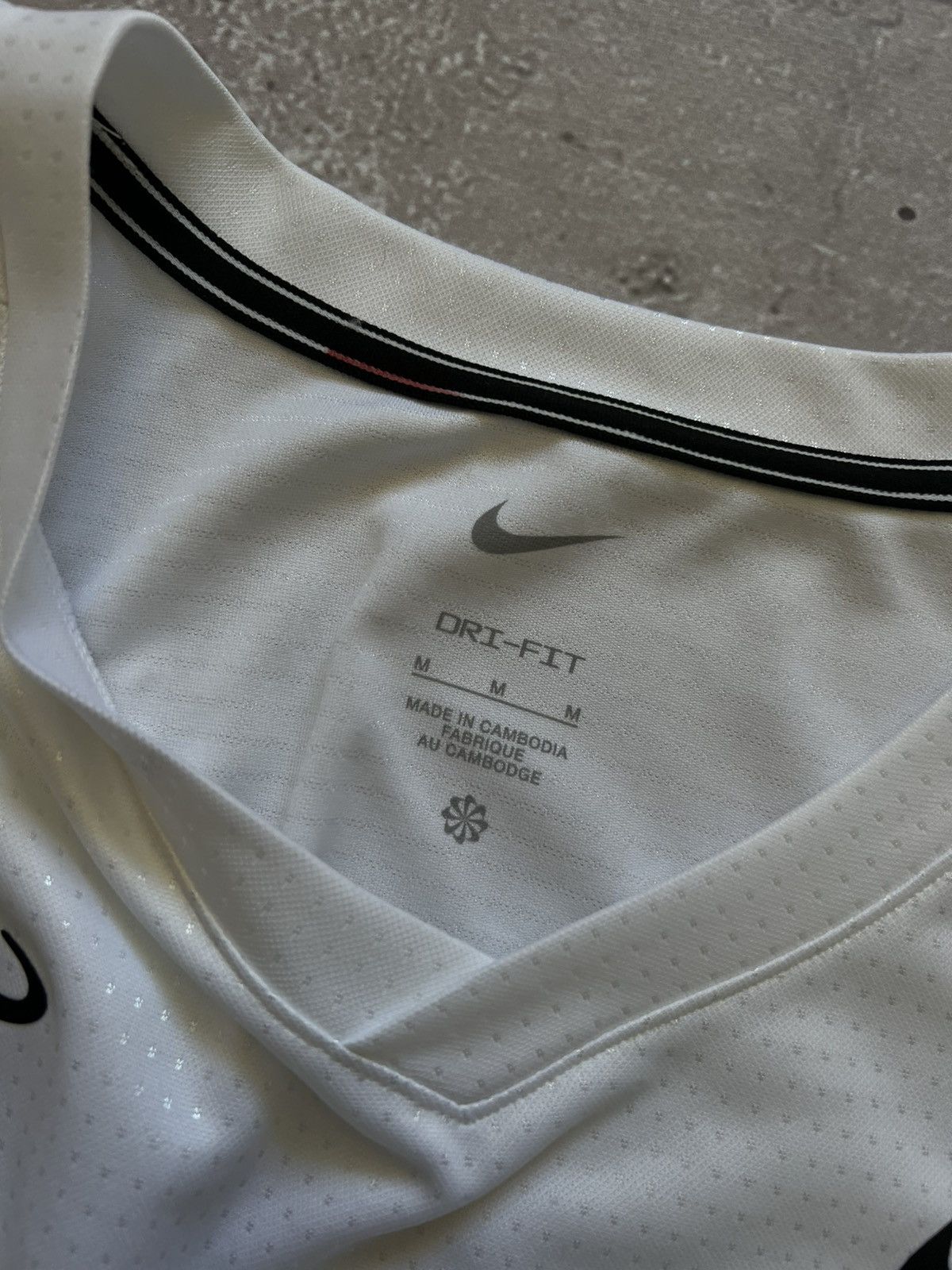 Nike Nike Rafa Nadal Wimbledon ADV White Tennis Shirt Men’s M Size US L / EU 52-54 / 3 - 9 Thumbnail