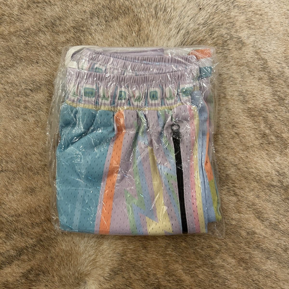 Trillest What the Pastel Swingman Shorts S Size US 34 / EU 50 - 5 Thumbnail