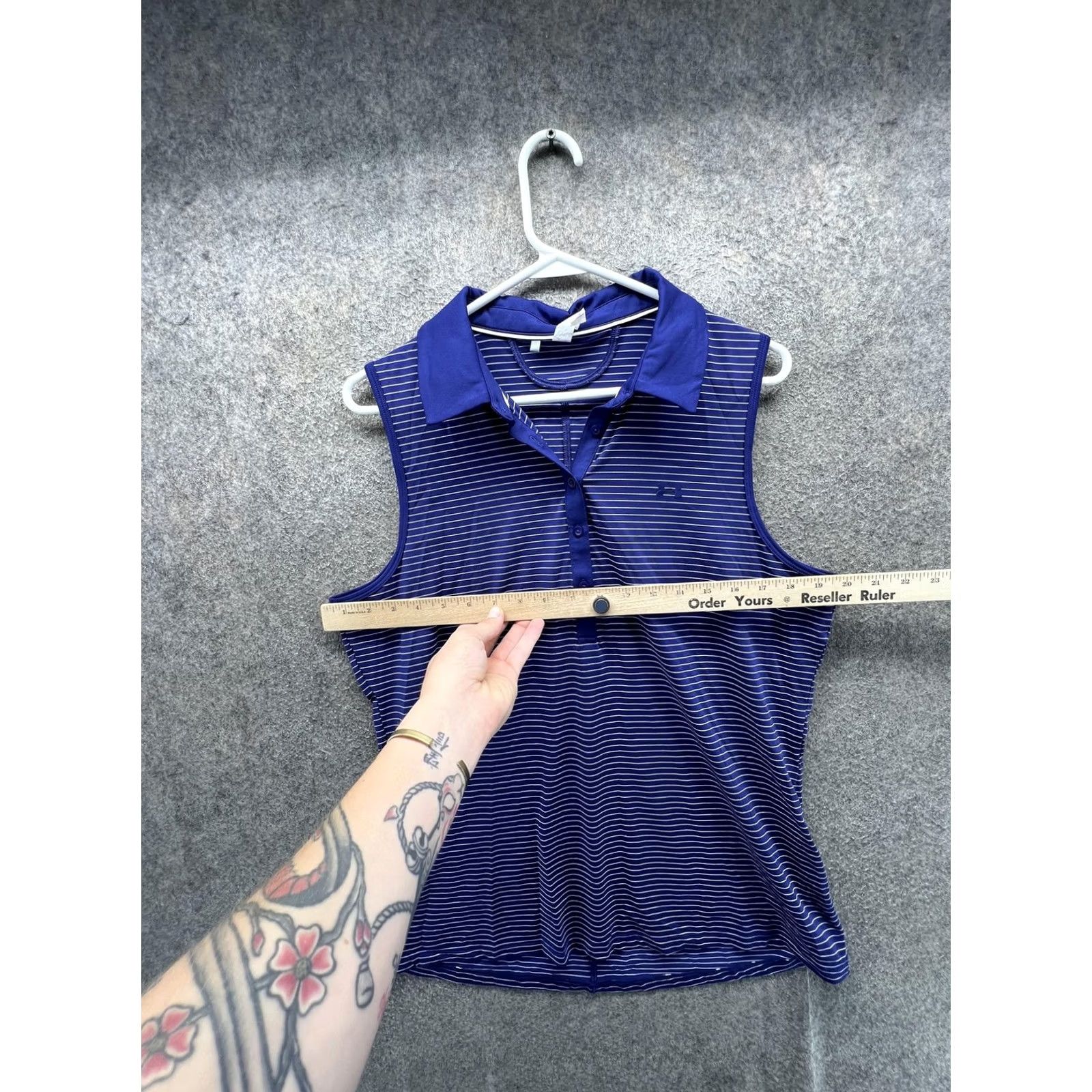 Under Armour Under Armour Polo Shirt Womens XL Blue Stripe HeatGear Sleeveless Golf Top Size XL / US 12-14 / IT 48-50 - 4 Thumbnail