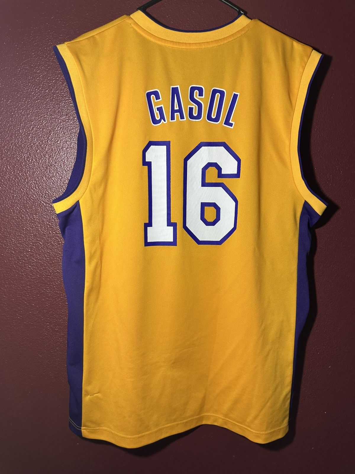 NBA Adidas Lakers Pau Gasol jersey Size US M / EU 48-50 / 2 - 2 Thumbnail