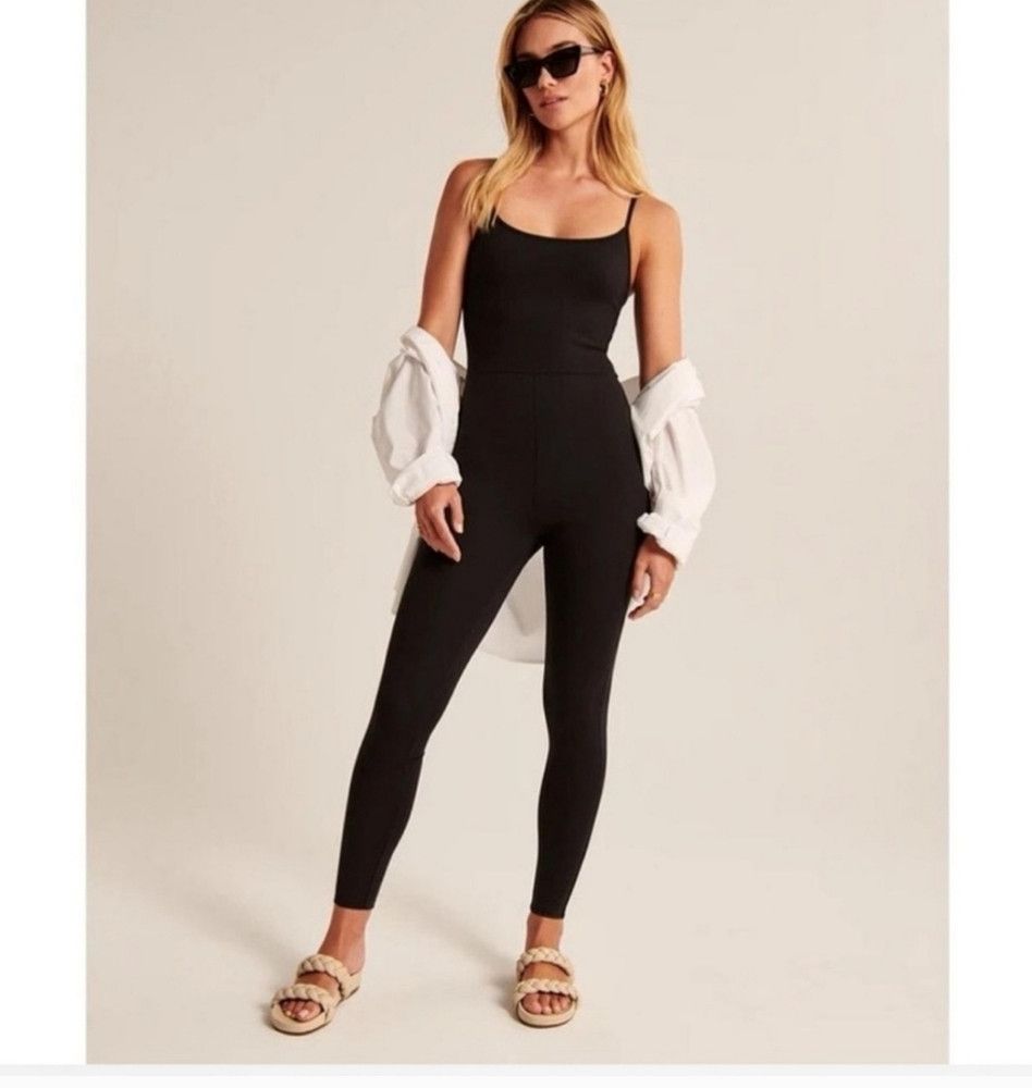 Abercrombie & Fitch ABERCROMBIE & FITCH | Ponte Jumpsuit Unitard Black Sz MEDIU Size 32" / US 10 / IT 46 - 1 Thumbnail