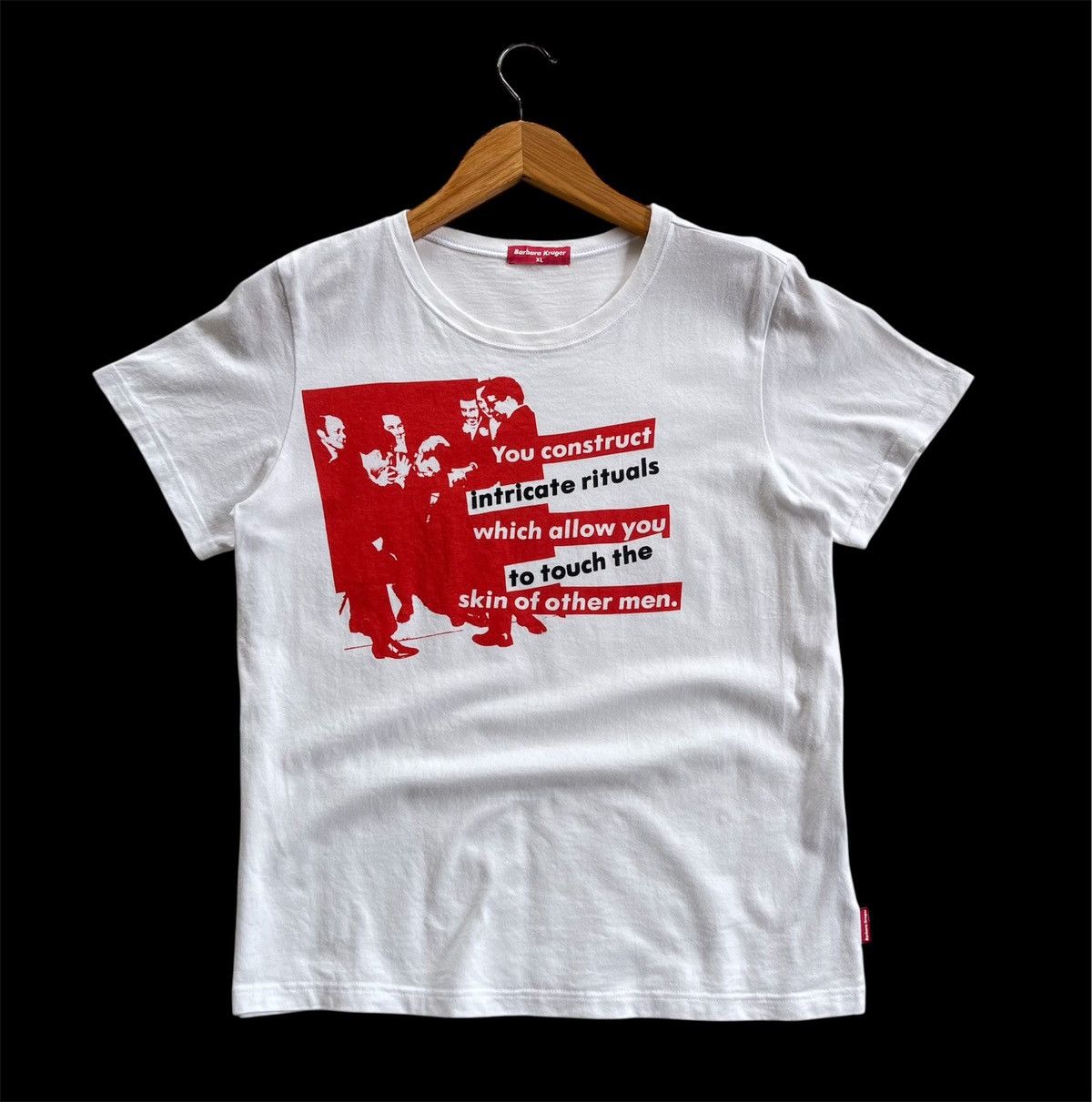 Barbara Kruger Barbara Kruger Graphic Tee Size US S / EU 44-46 / 1 - 1 Thumbnail