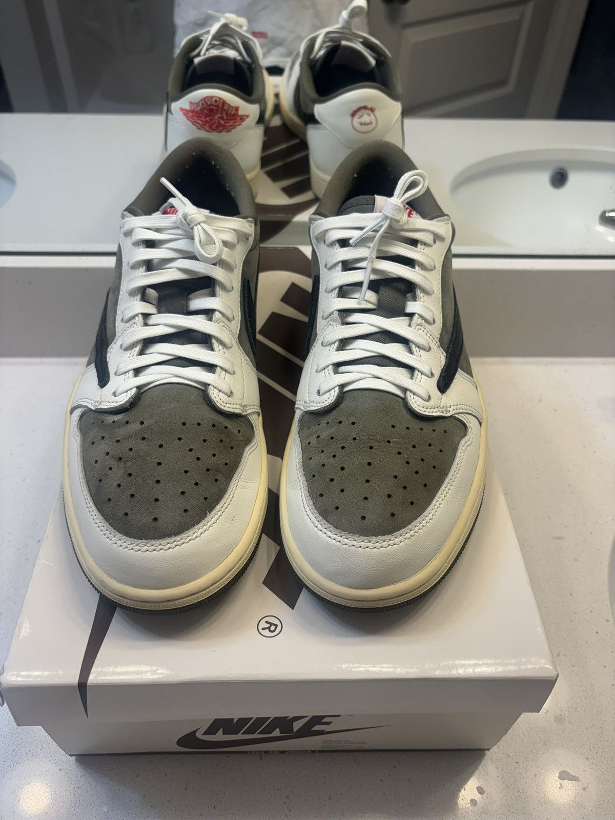 Jordan Brand × Travis Scott Travis Scott Jordan one low medium olive size 11.5 Size US 11.5 / EU 44-45 - 2 Thumbnail