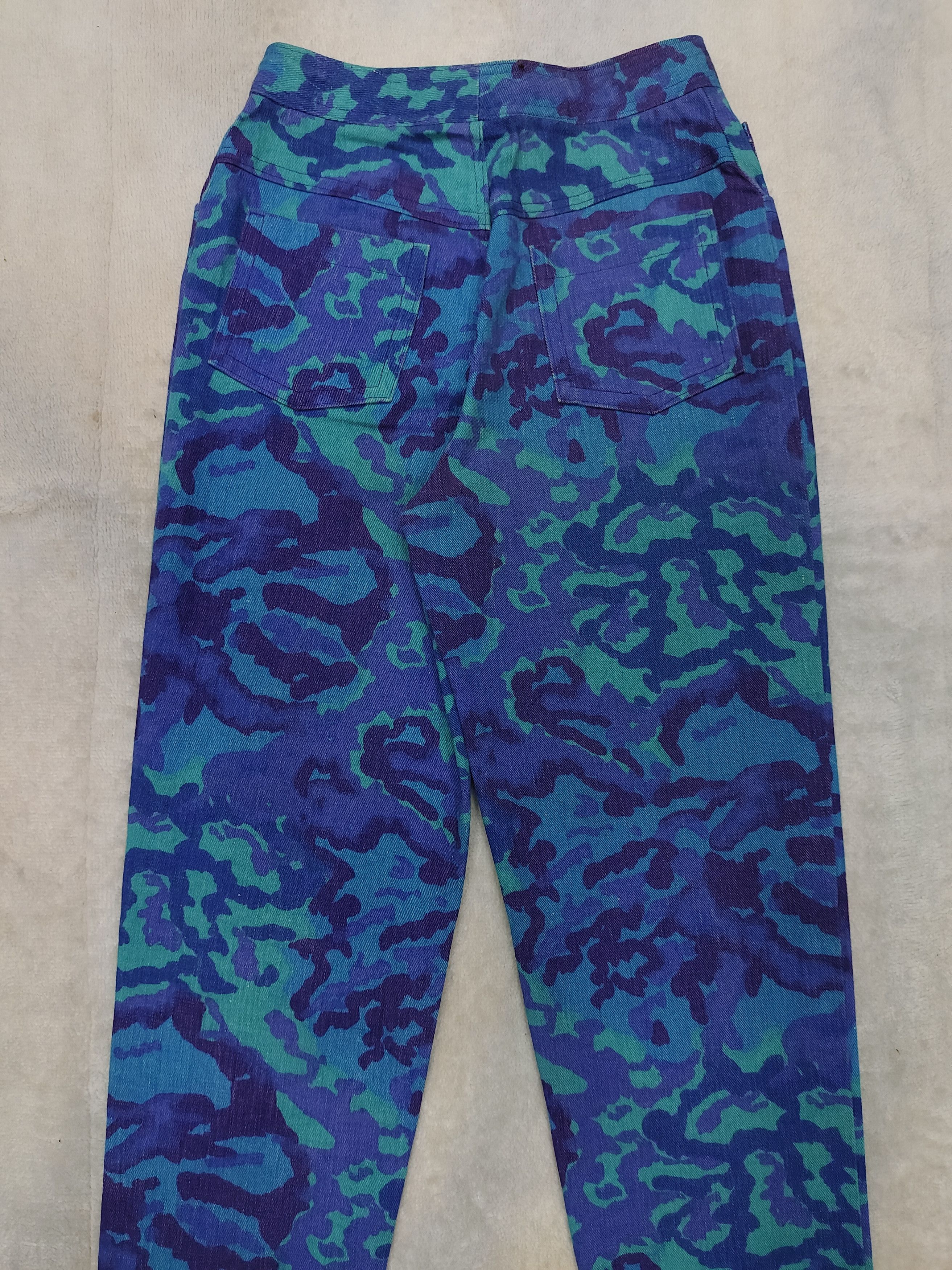 Vintage 💥Vintage Camoflage Blue Art High Waist Jeans Size 29" - 4 Thumbnail