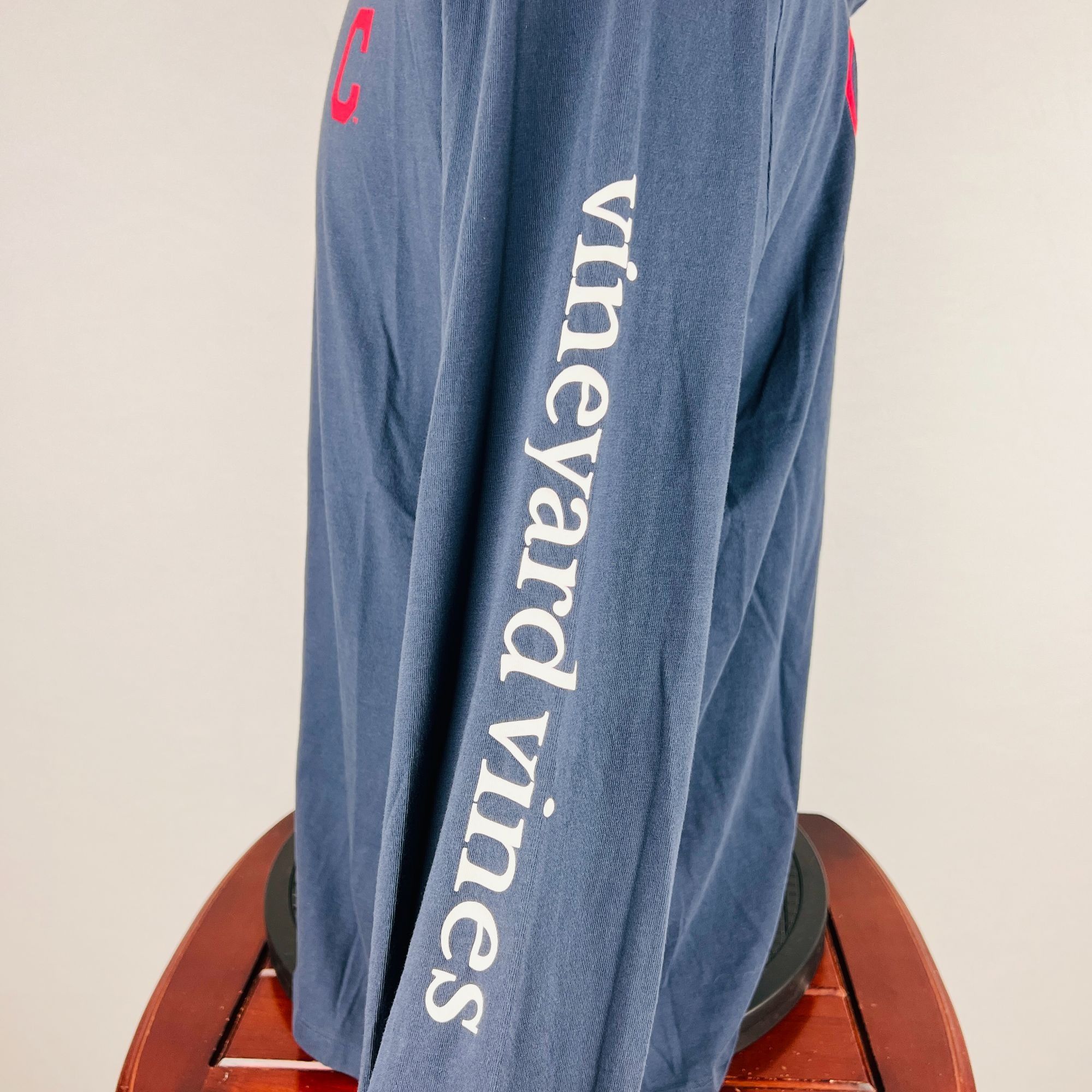 Vineyard Vines Vineyard Vines Cleveland Indians Hoodie Pullover XL Shirt Size US XL / EU 56 / 4 - 3 Thumbnail