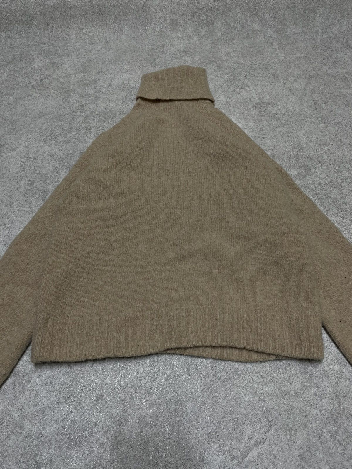Celine Celin sweater Luxury 100% Laine ⭐️ Size US S / EU 44-46 / 1 - 8 Thumbnail