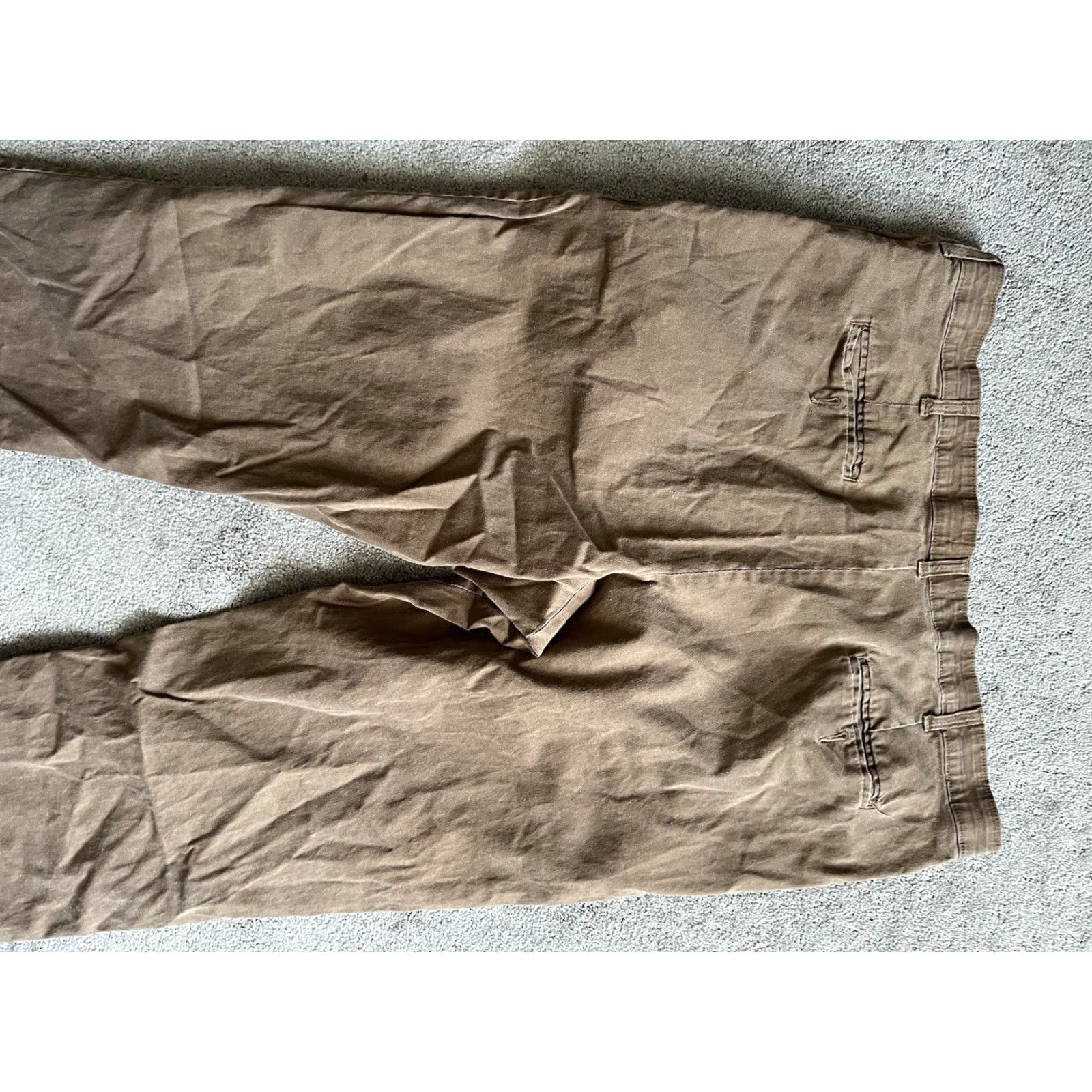 Dockers DOCKERS Pants Khakis Flat Front 100% Cotton Mens 40 Regular 29in Brown Leather D3 Classic Khaki Mens Size US 40 / EU 56 - 4 Thumbnail