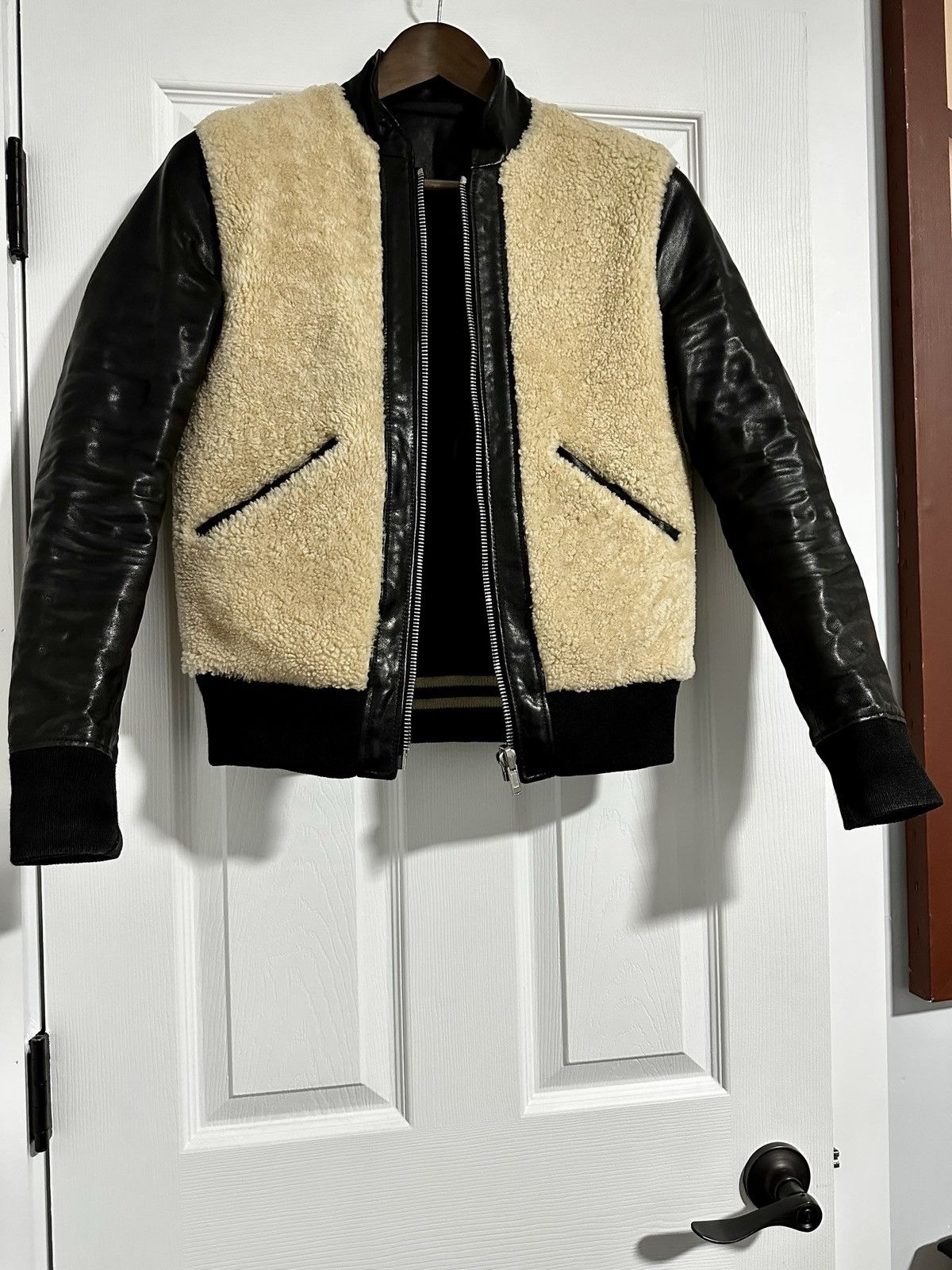 Saint Laurent Paris Saint Laurent Reversible Leather Shearling Bomber SAMPLE Size US XS / EU 42 / 0 - 11 Thumbnail