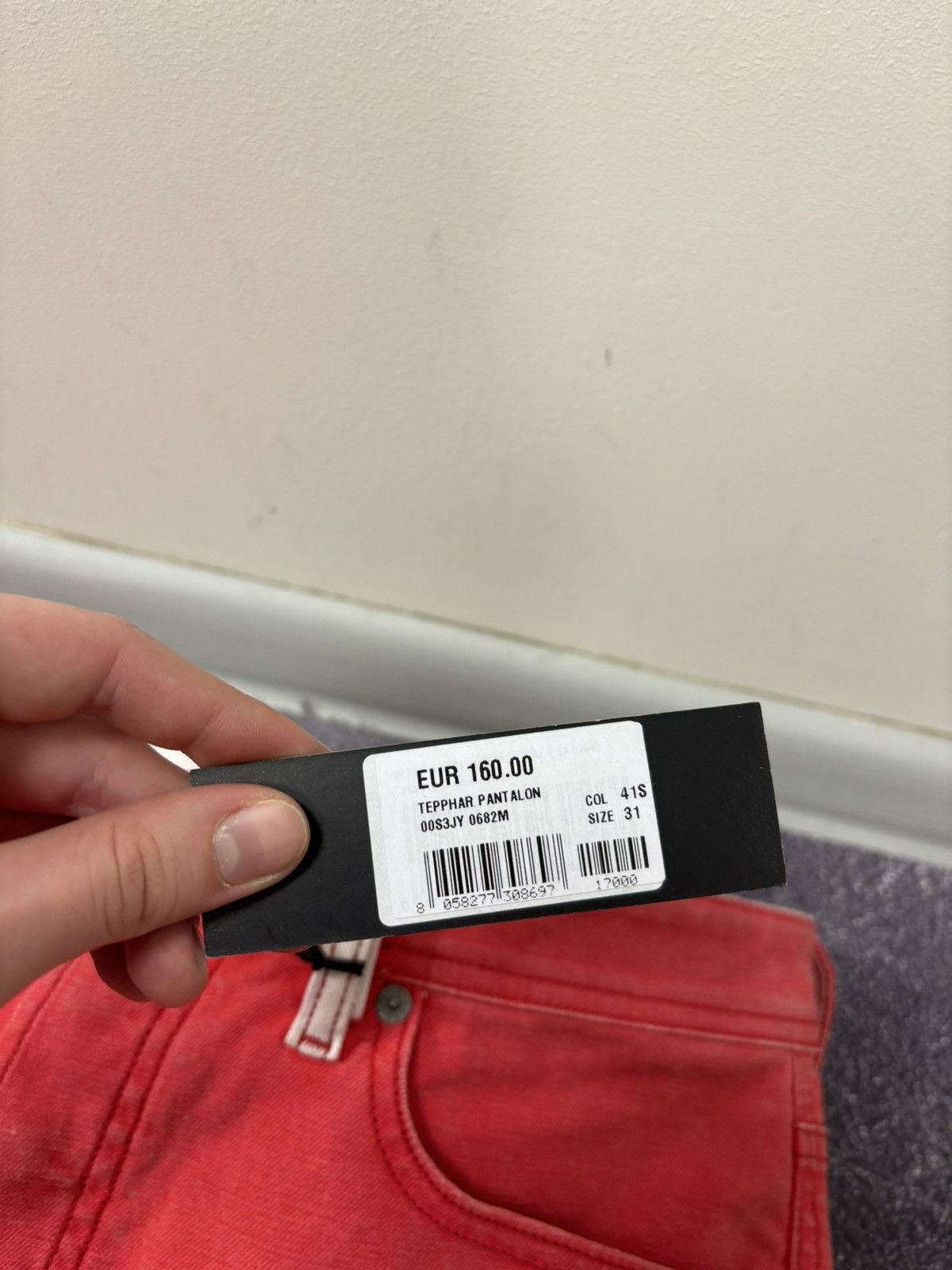 Diesel Diesel Tepphar NWT Men’s Slim Carrot Red Stretch Denim Jeans Size US 31 - 9 Thumbnail