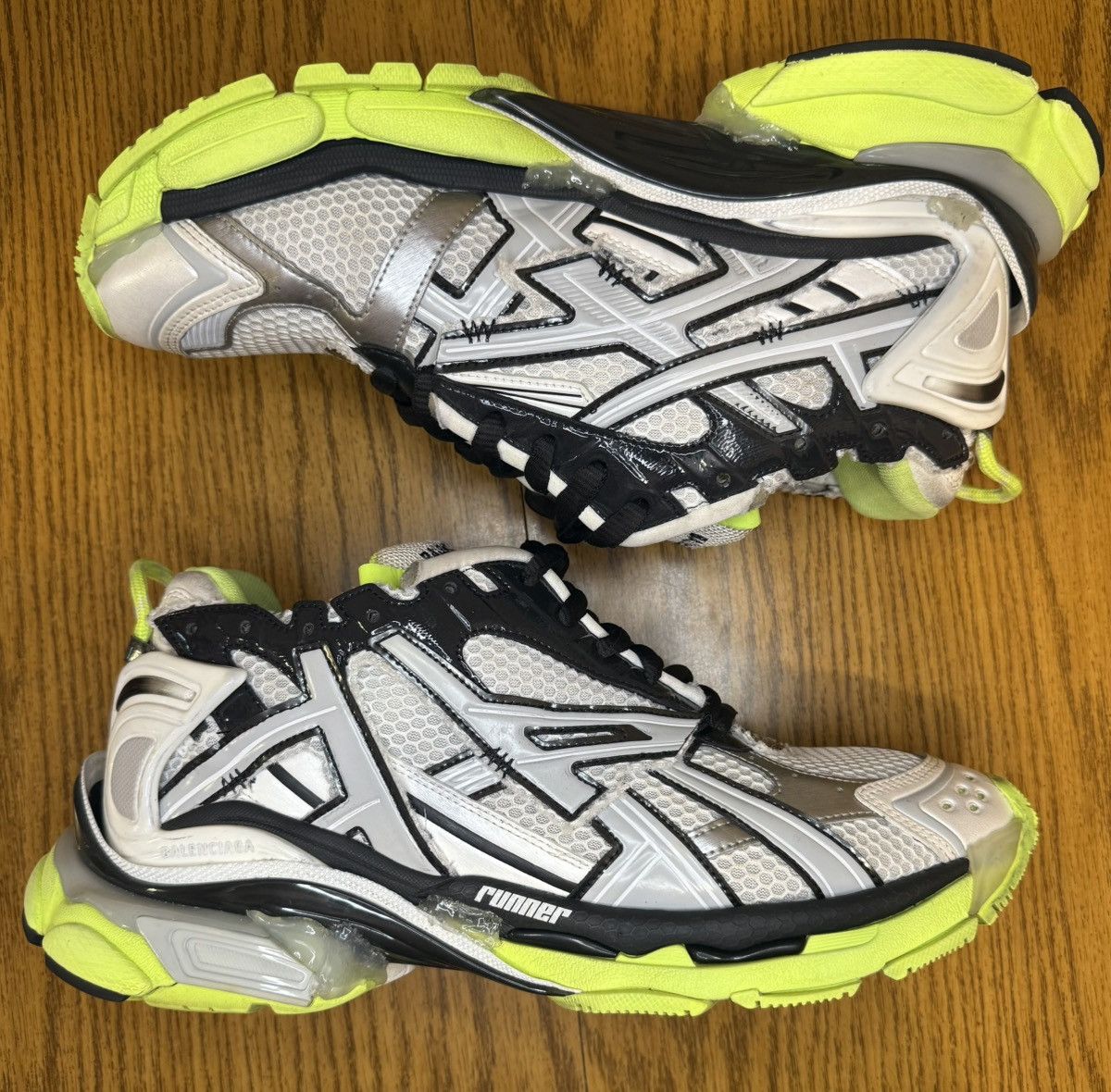 Balenciaga Balenciaga Runner Sneaker (White/Black/Fluo Yellow) Size US 11 / EU 44 - 1 Thumbnail