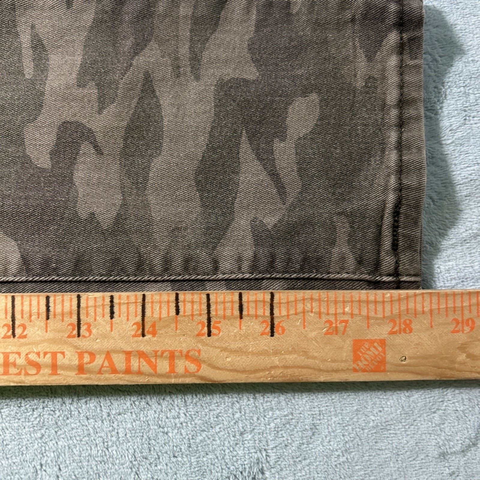 Levi's Levis Slim Straight Woodland Camo Jeans Women 32x28 Skinny Size 28" / US 6 / IT 42 - 14 Thumbnail
