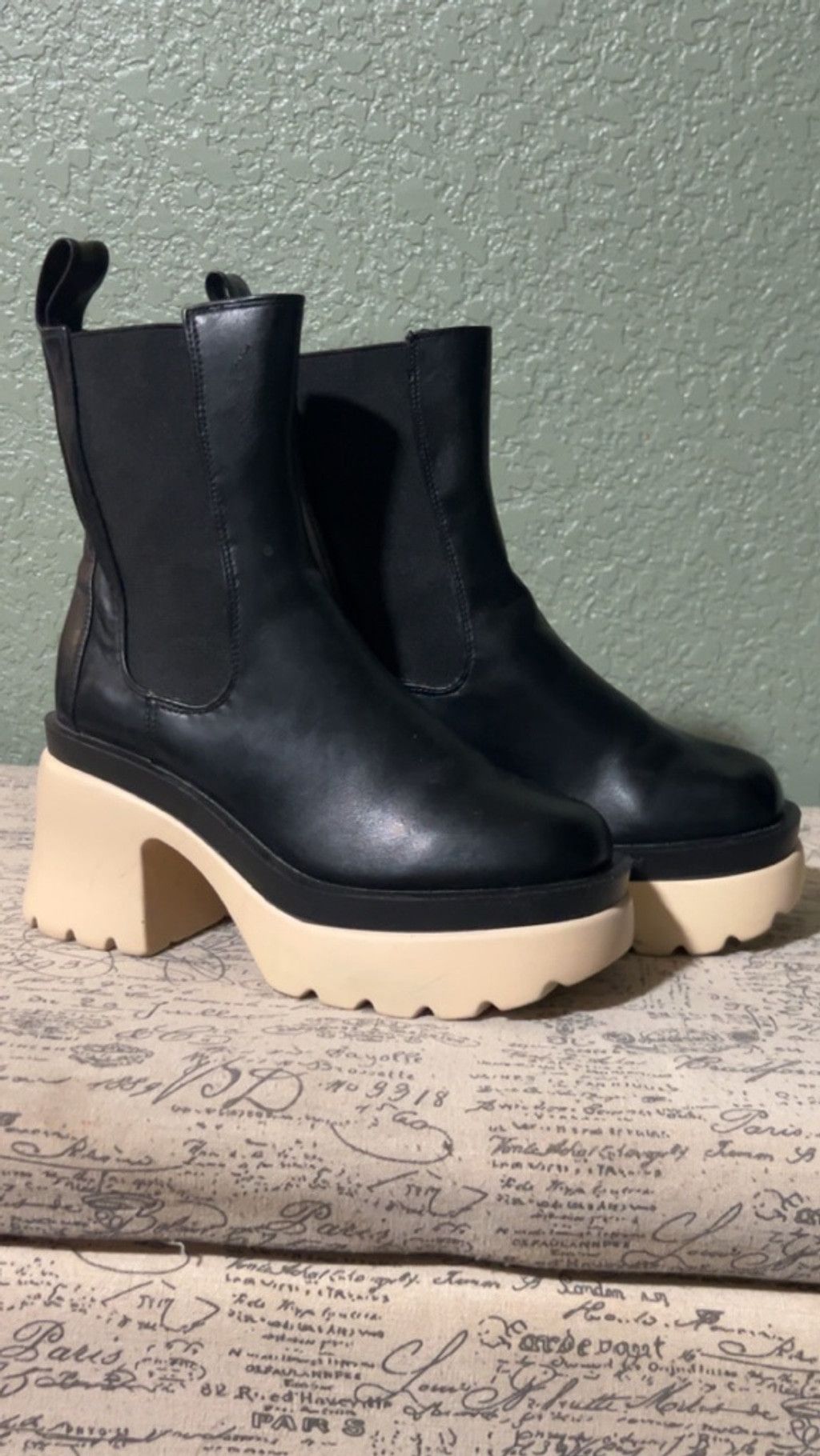 Other Women's liliana Black and Cream Heeled Boots Size 7 Size US 7 / IT 37 - 2 Thumbnail