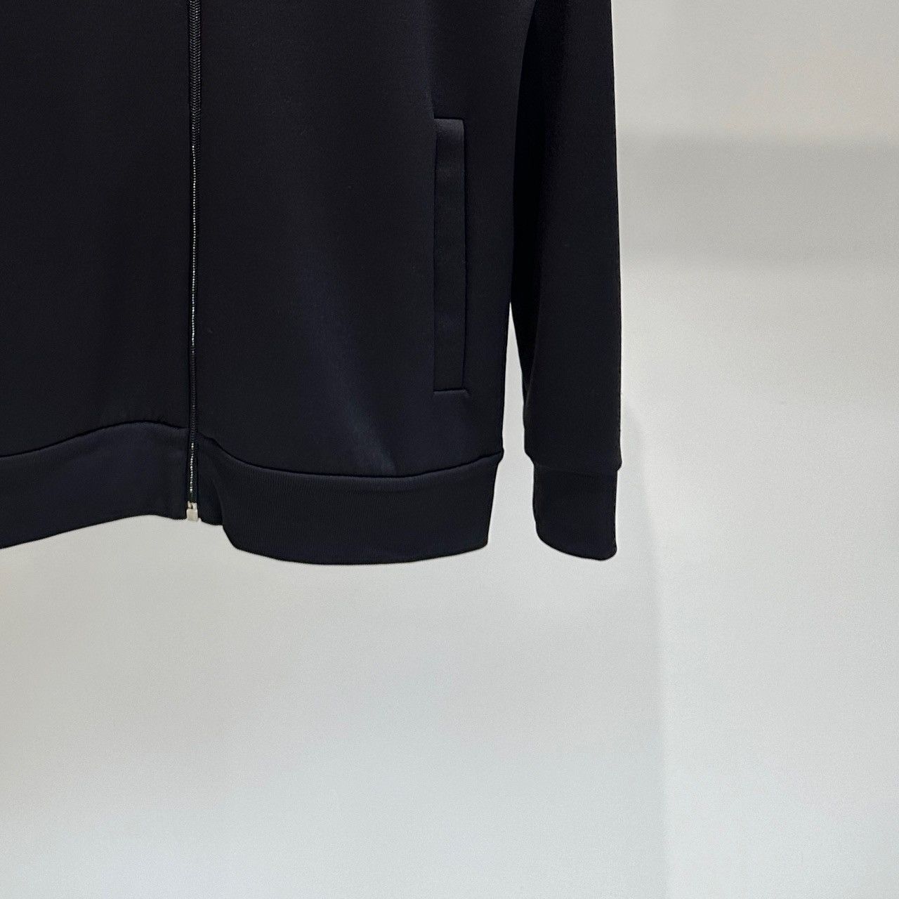 Valentino Valentino classic rockstud sporty jacket Size US M / EU 48-50 / 2 - 3 Thumbnail