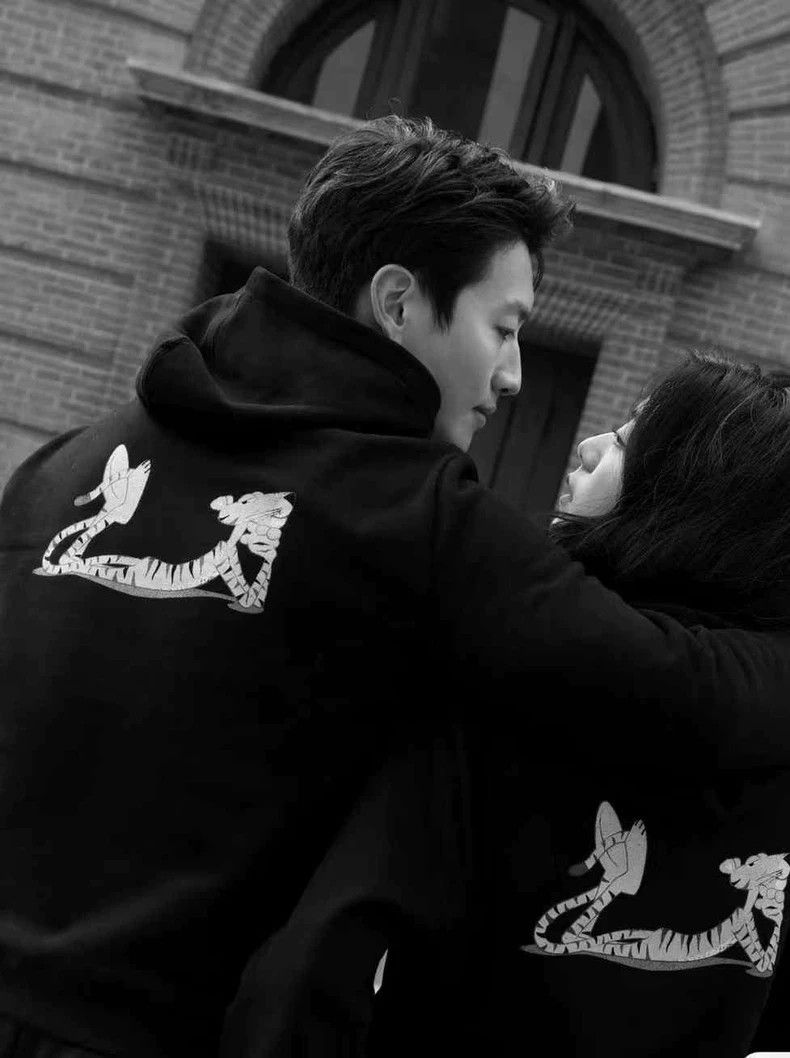 Saint Laurent Paris Saint Laurent Paris Year of the Tiger Limited Tigger Hoodie Size US XL / EU 56 / 4 - 9 Thumbnail