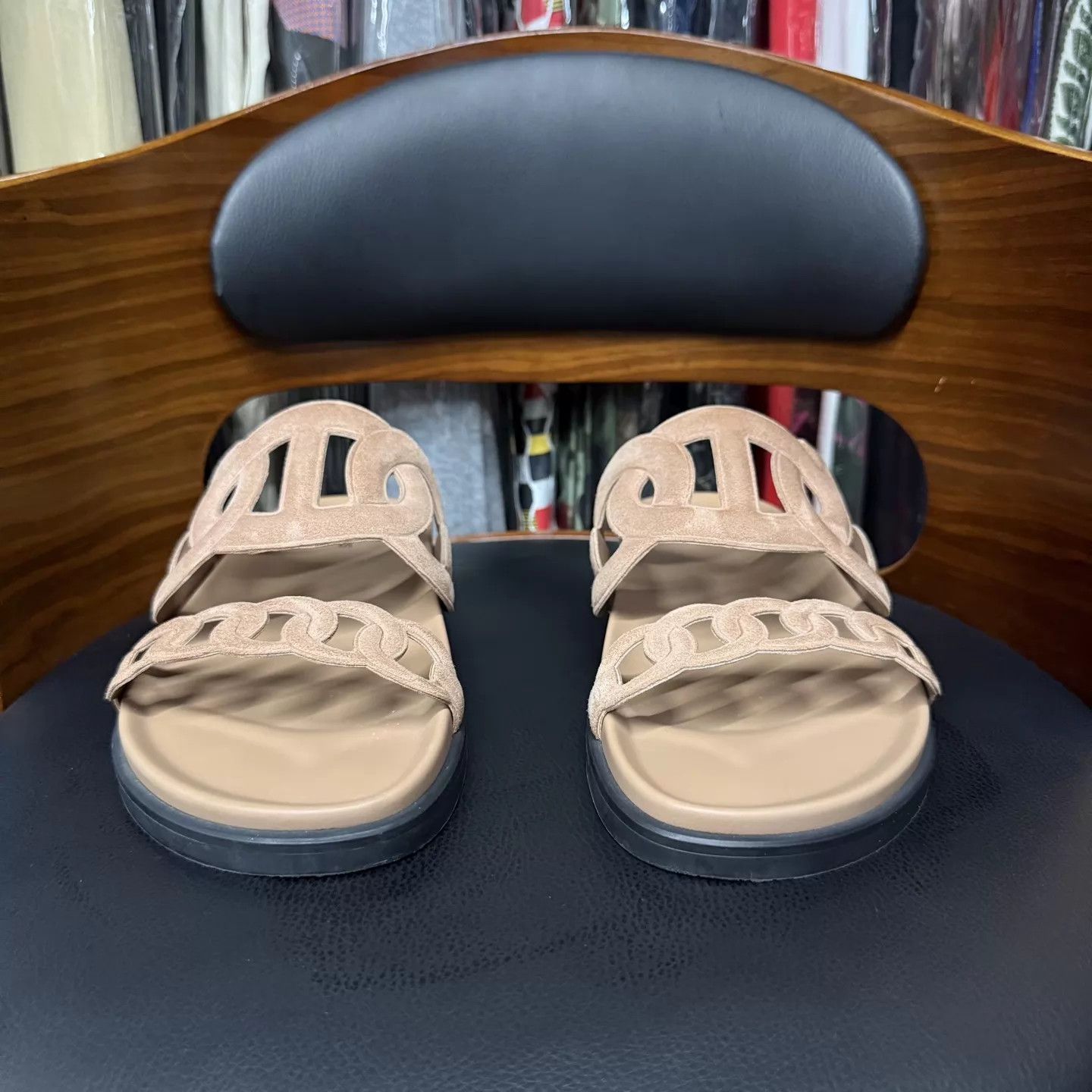 Hermes Hermes Extra Pig Nose Buckle Slipper 39 Like New Size US 8.5 / IT 38.5 - 2 Thumbnail