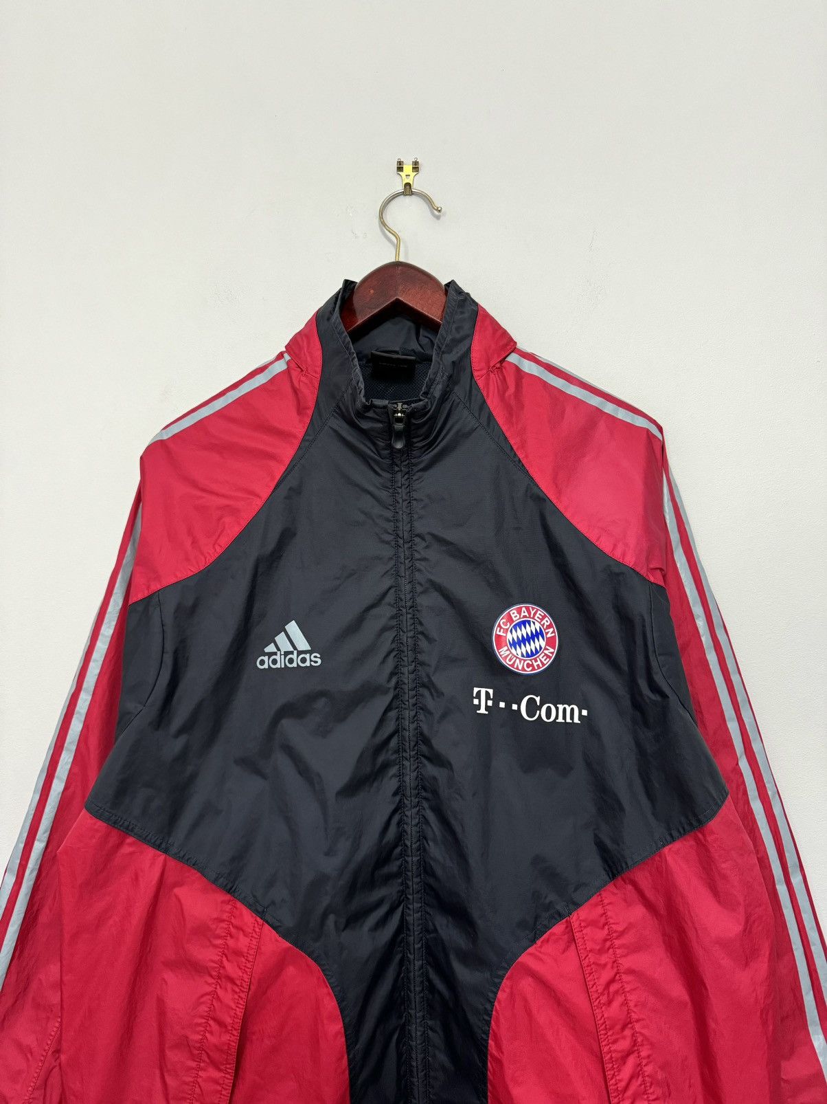 Adidas × Vintage Vintage 2004 Bayern Munich Adidas Football Rain Jacket Size US L / EU 52-54 / 3 - 2 Thumbnail