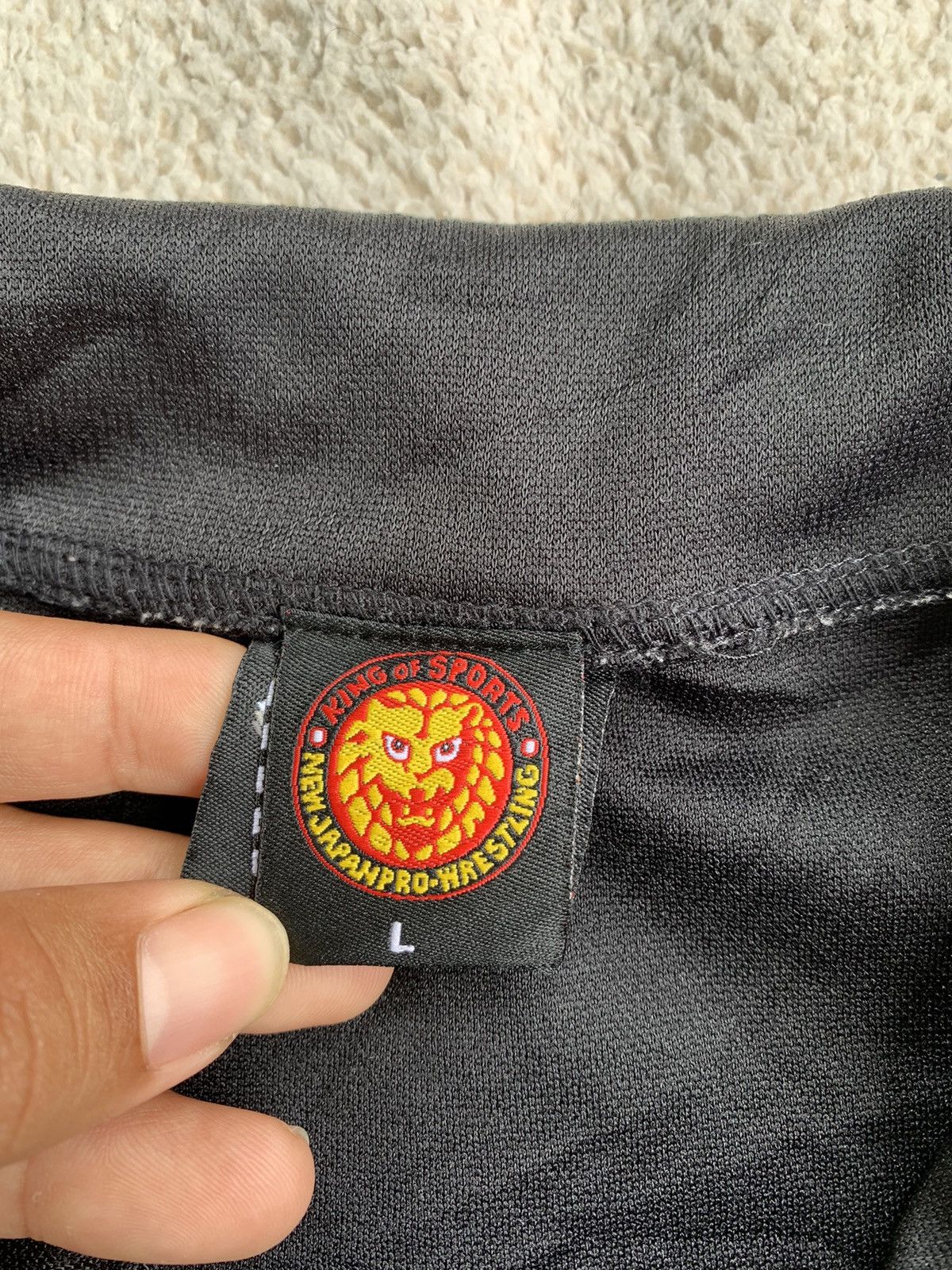 Japanese Brand × Vintage Vtg NEW JAPAN PRO-WRESTLING Zip Up Sweater Spell Out Size US L / EU 52-54 / 3 - 9 Thumbnail