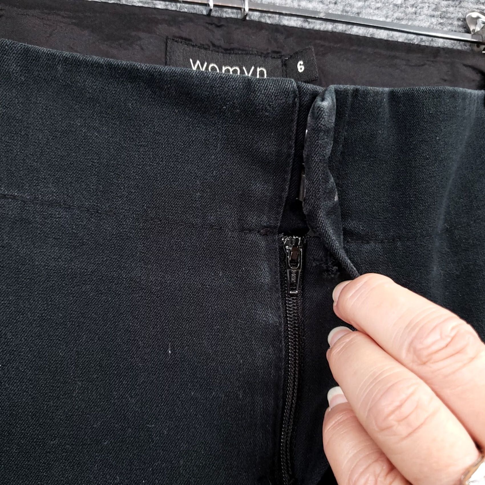 Vintage Womyn Pants Chino Straight Black Size 6 Mid-Rise Flat Front Side Slit Womens Size 28" / US 6 / IT 42 - 7 Thumbnail