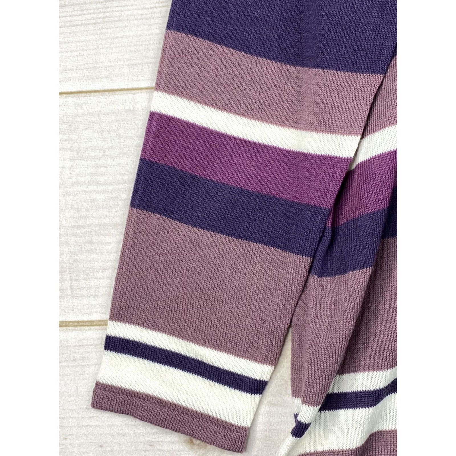 Vintage Evelyn Taylor Sweater Womens 2X Purple Striped Pullover V Neck Thin Stretchy NWT Size XXL / US 16-18 / IT 52-54 - 4 Thumbnail