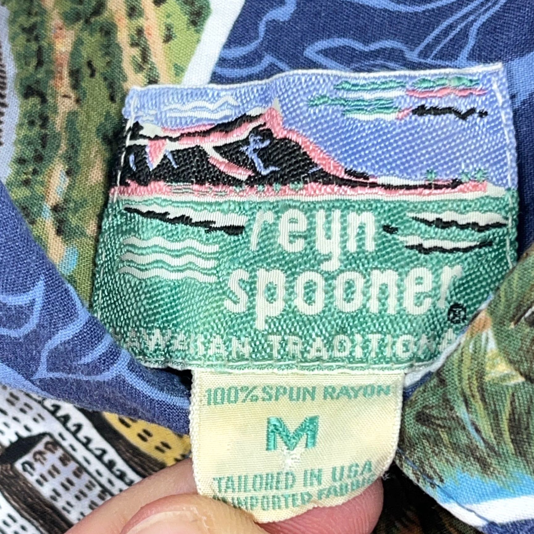 Reyn Spooner VINTAGE Reyn Spooner Hawaiian Shirt Men Medium Blue Rayon Postcards Adult Size US M / EU 48-50 / 2 - 2 Thumbnail