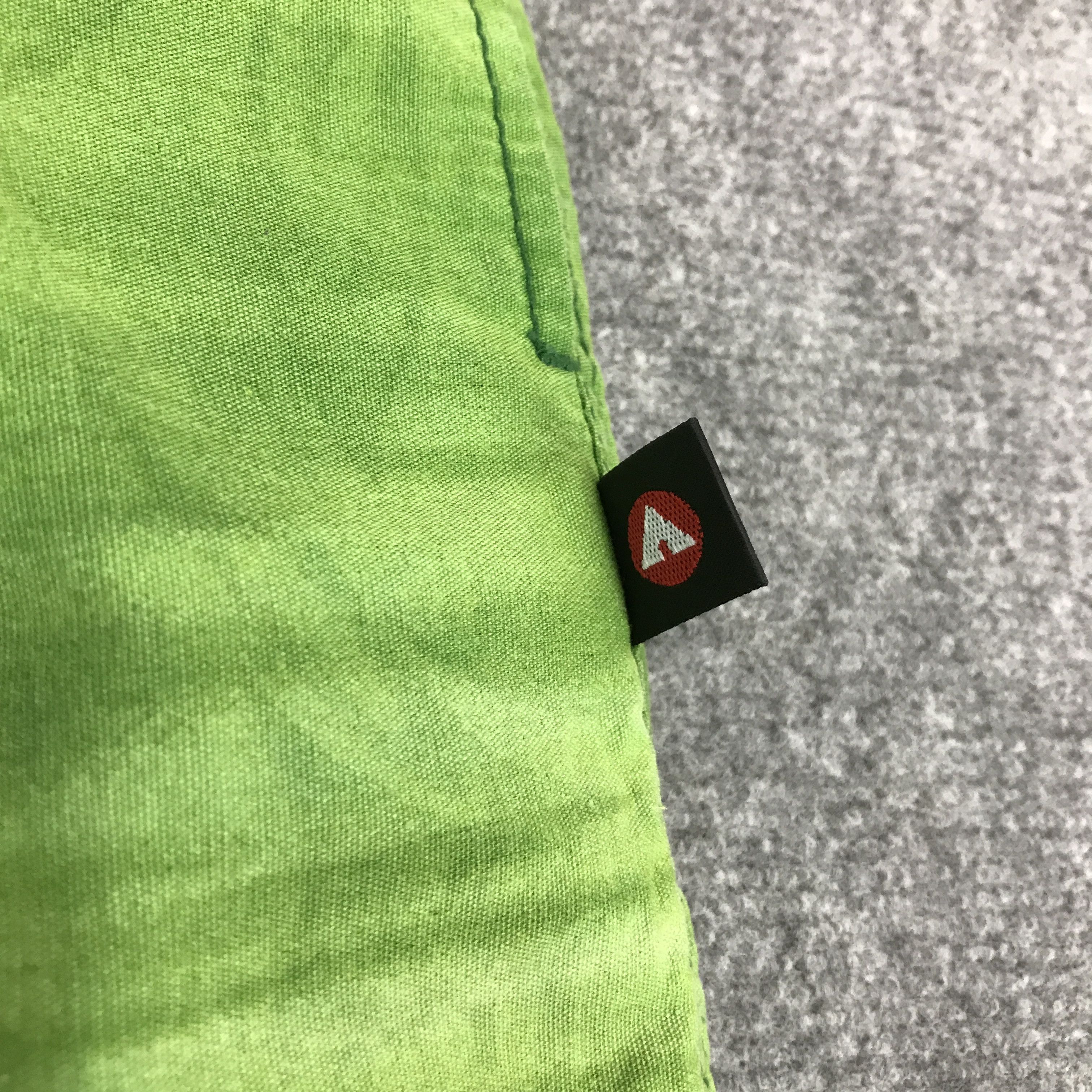 Airwalk AIRWALK GREEN DESIGN DRAGON SHORTS PANTS Size US 30 / EU 46 - 16 Thumbnail