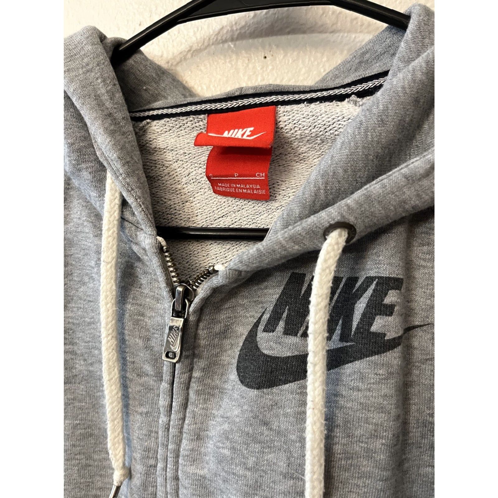 Nike Nike Sportswear Hoodie Women Small Gray Full Zip Womens Size ONE SIZE - 3 Thumbnail