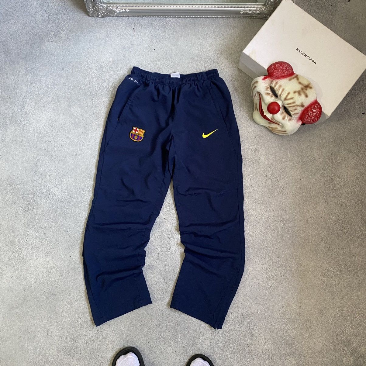 Nike Nike Vintage Barcelona Track pants Drill nylon Y2K joggers Size US 30 / EU 46 - 1 Thumbnail