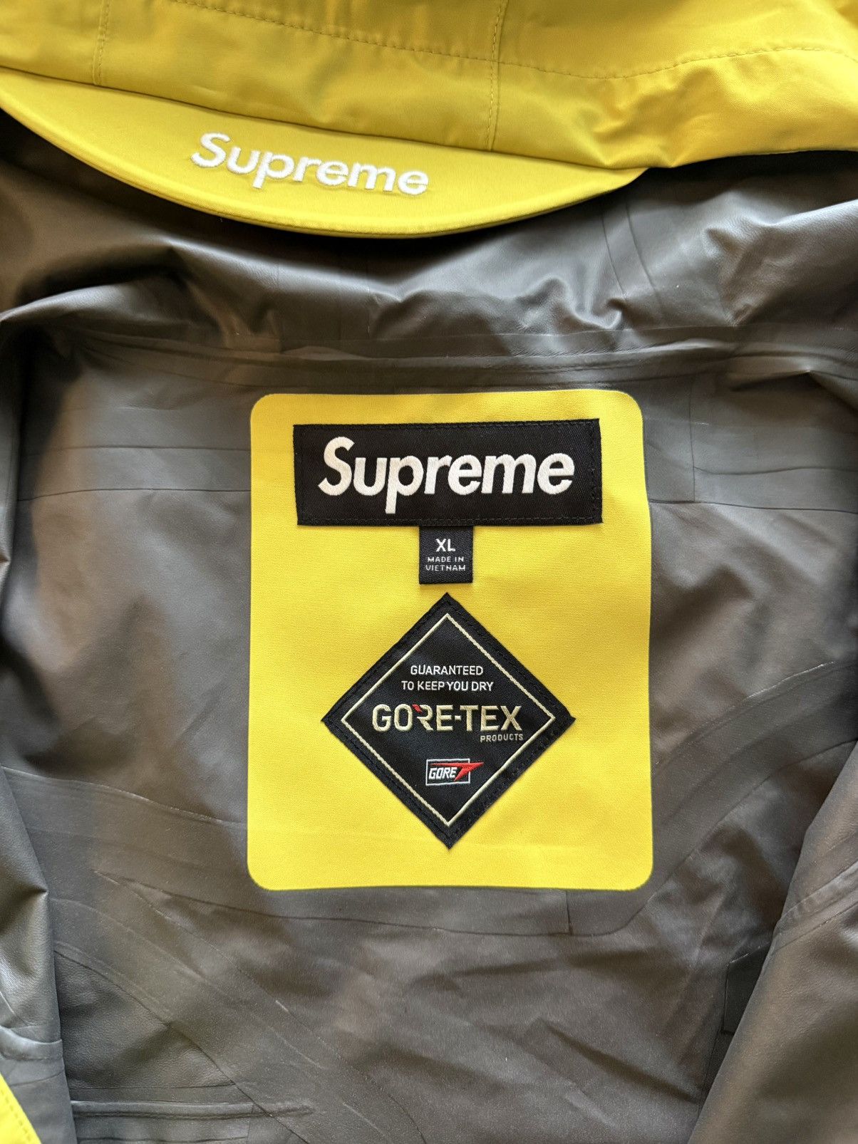 Supreme SUPREME Gonz Goretex Shell Jacket Size US XL / EU 56 / 4 - 4 Thumbnail