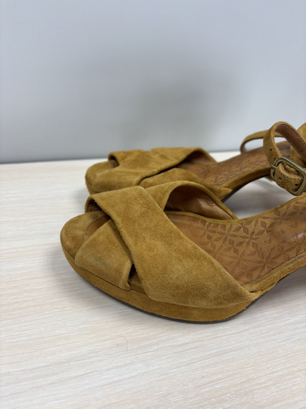 Other Womens heels Chie Mihara Size 37 Color Brown Size US 7 / IT 37 - 6 Thumbnail