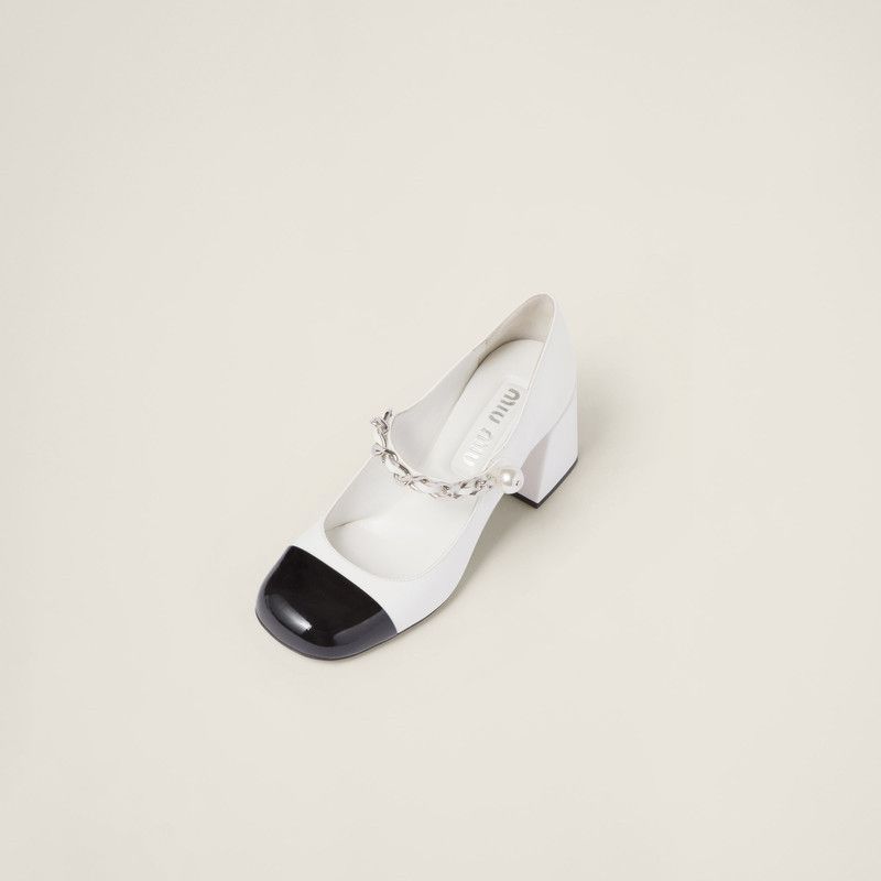 Miu Miu o1B3y1r0526 Patent Leather Pumps in White/Black Size US 7.5 / IT 37.5 - 3 Thumbnail