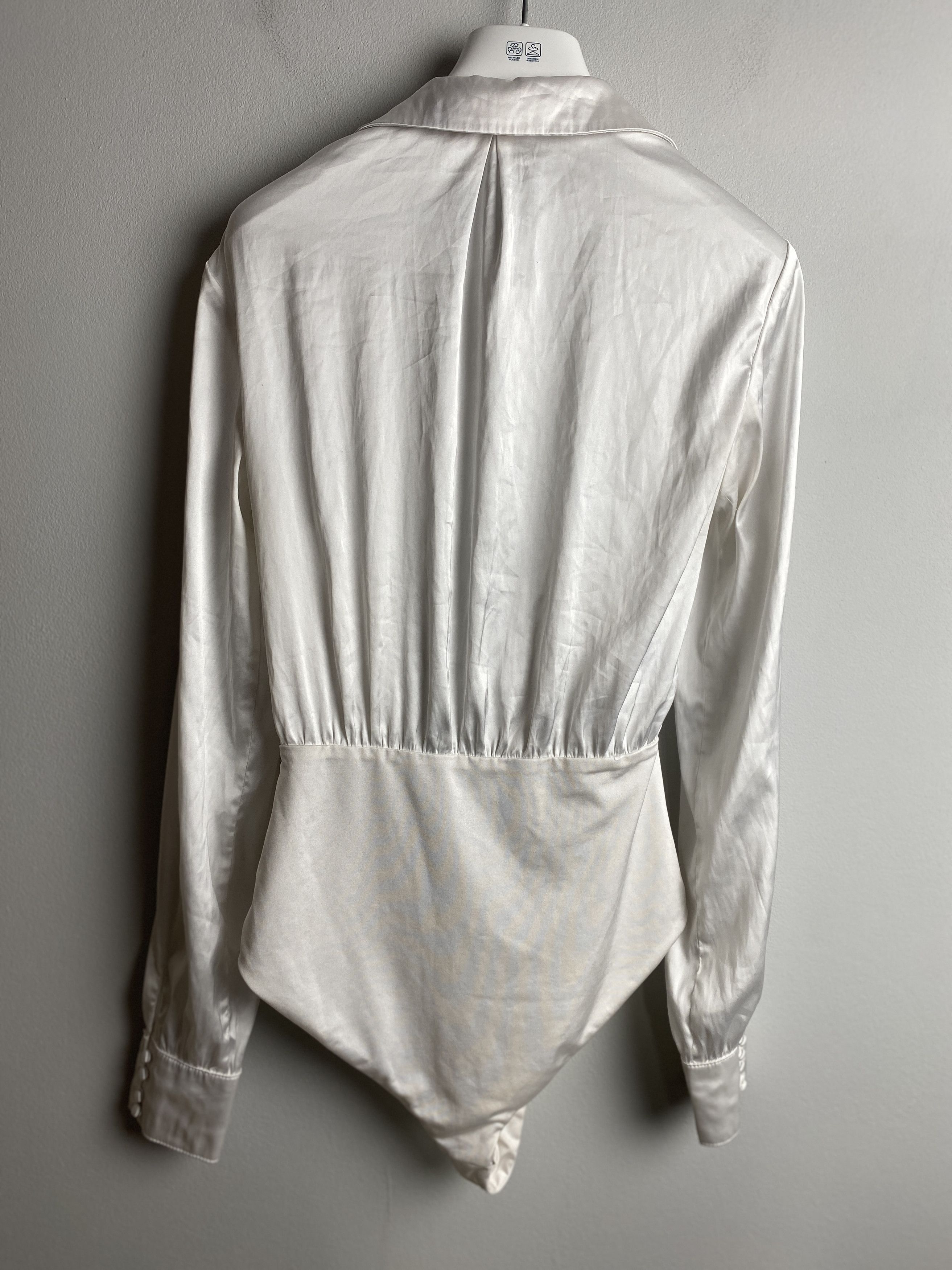 House of CB House of CB Orrnella Silky Shirt Bodysuit Size S / US 4 / IT 40 - 6 Thumbnail