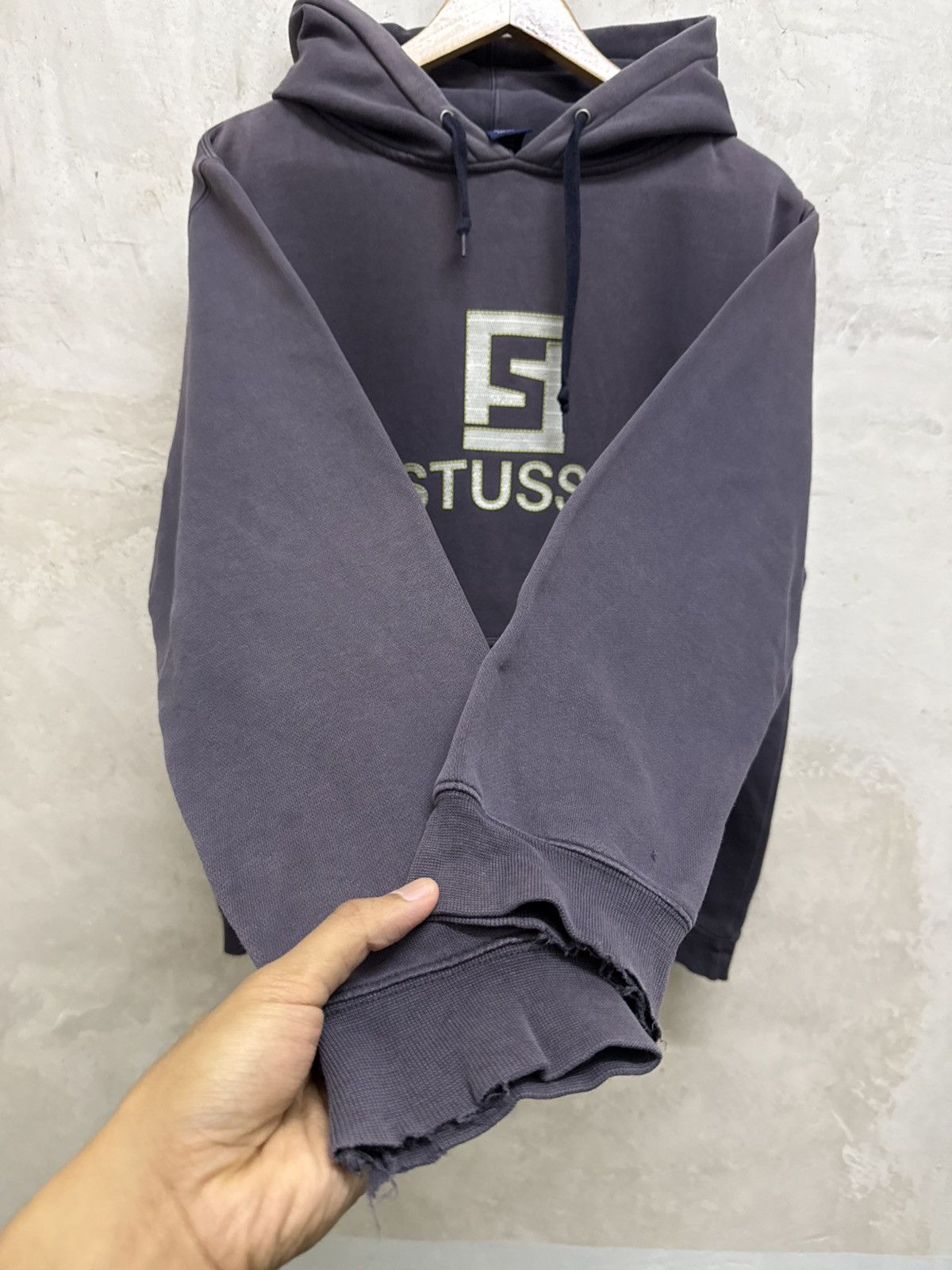 Stussy Early 2000s Distressed Stussy Rip Off Fendi Sun Faded Hoodie Size US M / EU 48-50 / 2 - 3 Thumbnail
