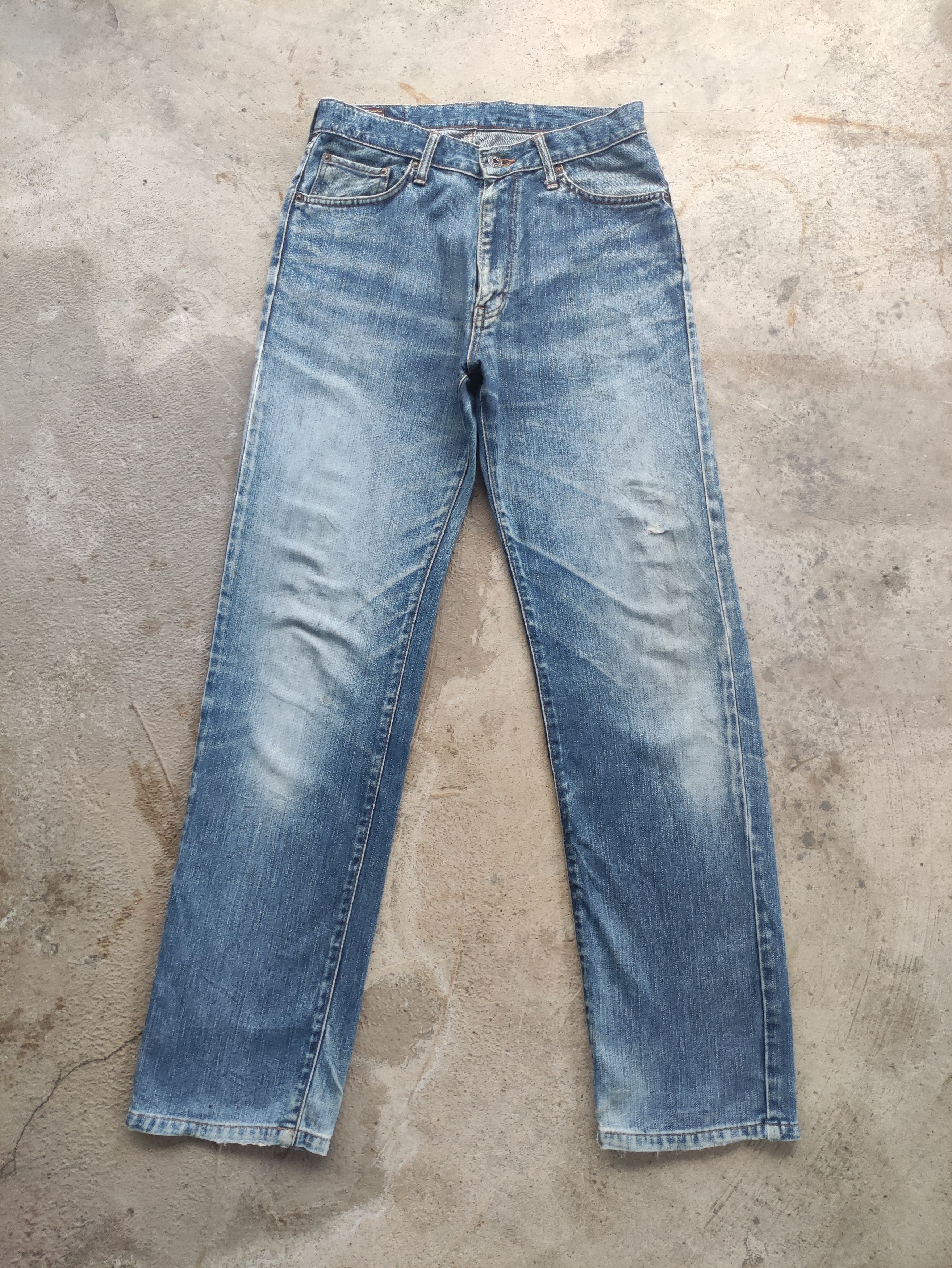 Edwin Vintage Edwin Japan Distressed Faded Denim Pants W31 Size US 31 - 1 Thumbnail