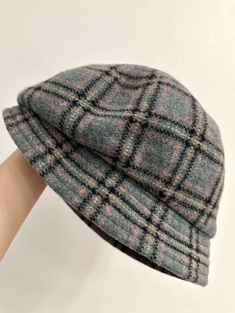 Vivienne Westwood Vivienne Westwood Red checkered hat with metal label and o Size ONE SIZE - 6 Thumbnail