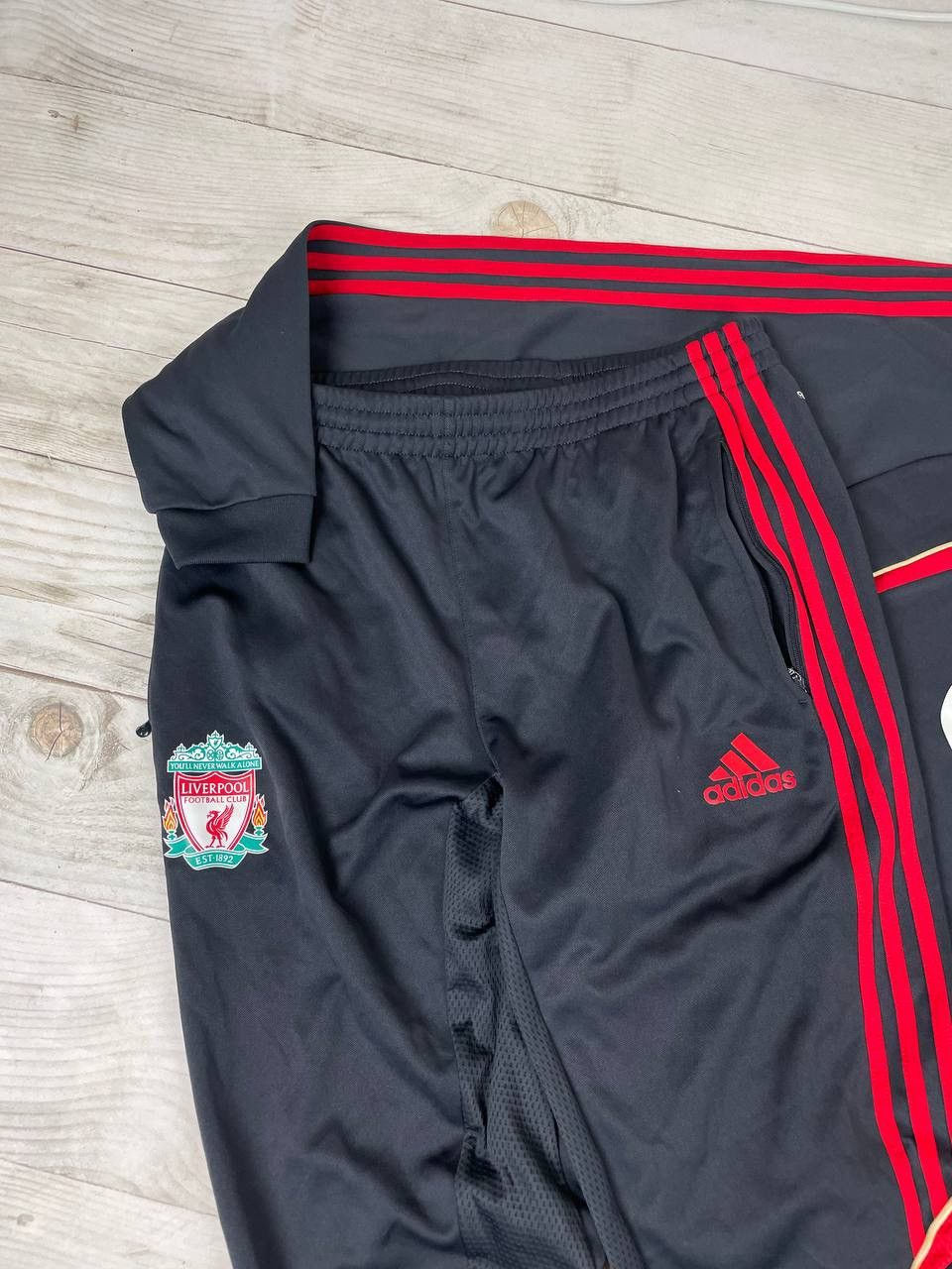 Adidas Vintage Adidas Liverpool 2009 2010 Jacket Pants Tracksuit Size US L / EU 52-54 / 3 - 3 Thumbnail
