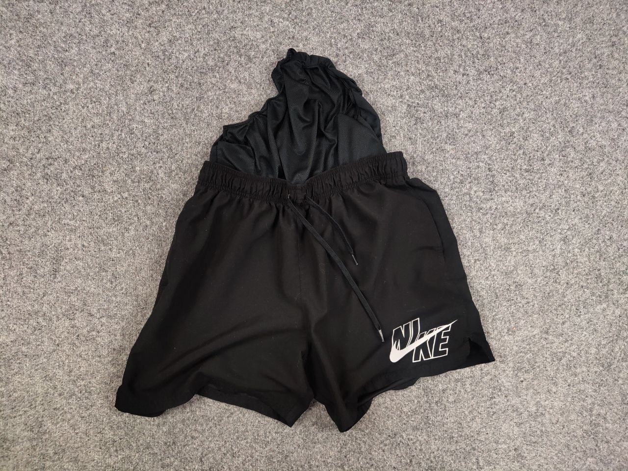 Nike Vintage Nike Black logo Casual Shorts Y2K Style Size US 32 / EU 48 - 10 Thumbnail