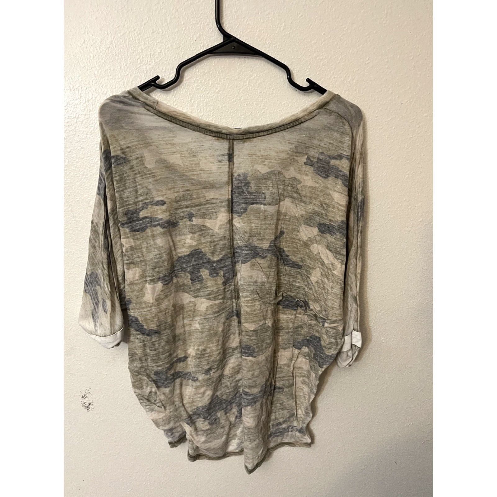 Express Express One Eleven Top Oversized Medium Tan Green Blue Camouflage 1/2 Sleeve Size M / US 6-8 / IT 42-44 - 3 Thumbnail