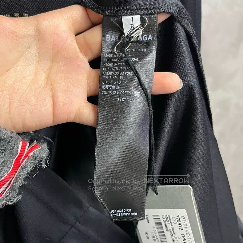Balenciaga Balenciaga Black Letter and Number Print Long-sleeve T-shi Size US L / EU 52-54 / 3 - 3 Thumbnail