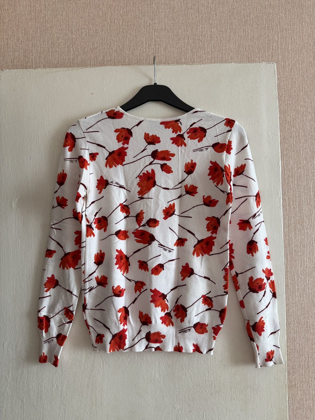 Blumarine Vintage Miss Blumarine Red Floral Cardigan White Knit Size L / US 10 / IT 46 - 14 Thumbnail
