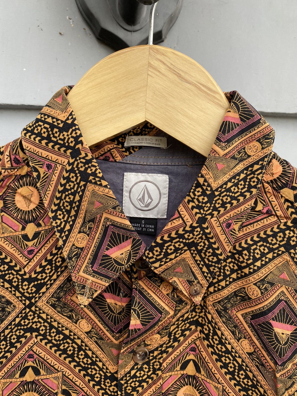 Volcom Volcom Stone Graphic Triangle Print Traditional Batik Style Size US S / EU 44-46 / 1 - 4 Thumbnail
