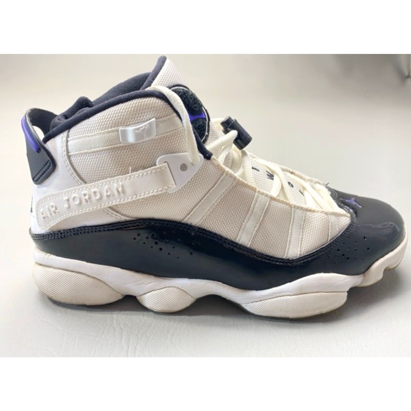 Jordan Brand Jordan Te 2 Low 6 Rings Sneakers White Black Dark Concord Men's Size 10 1384 Size US 10 / EU 43 - 7 Thumbnail
